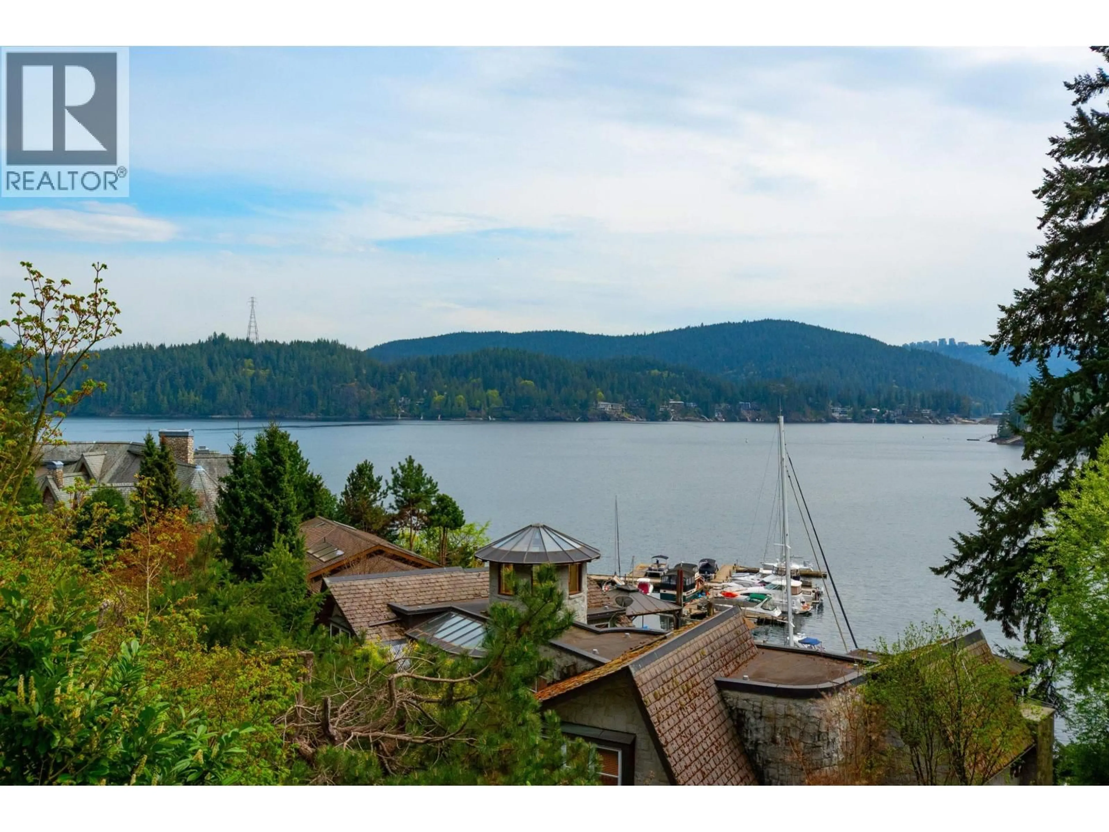 Patio, water/lake/river/ocean view for 2873 PANORAMA DRIVE, North Vancouver British Columbia V7G1V7