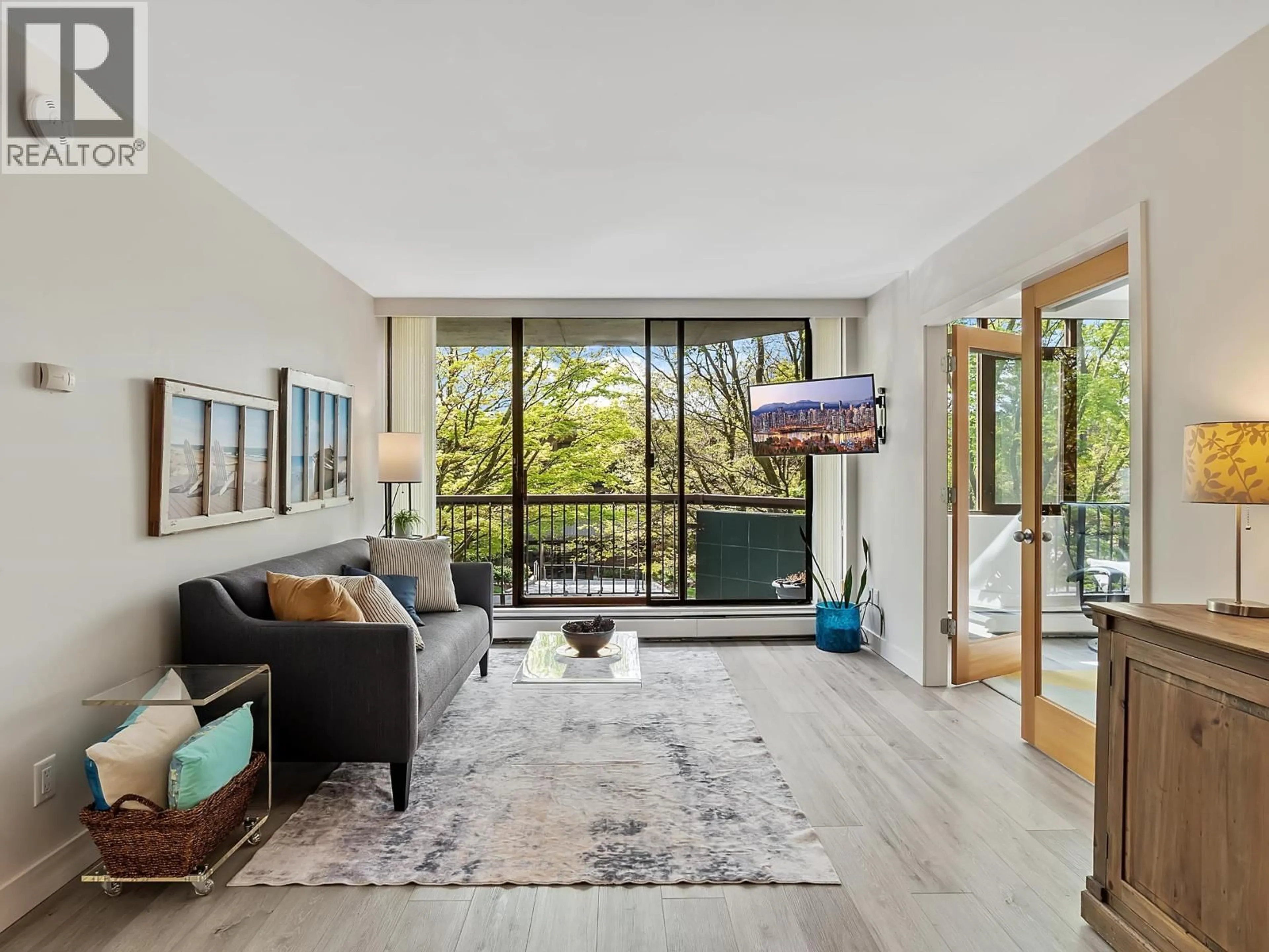 Unknown for 205 - 2445 3RD AVENUE, Vancouver British Columbia V6K4K6