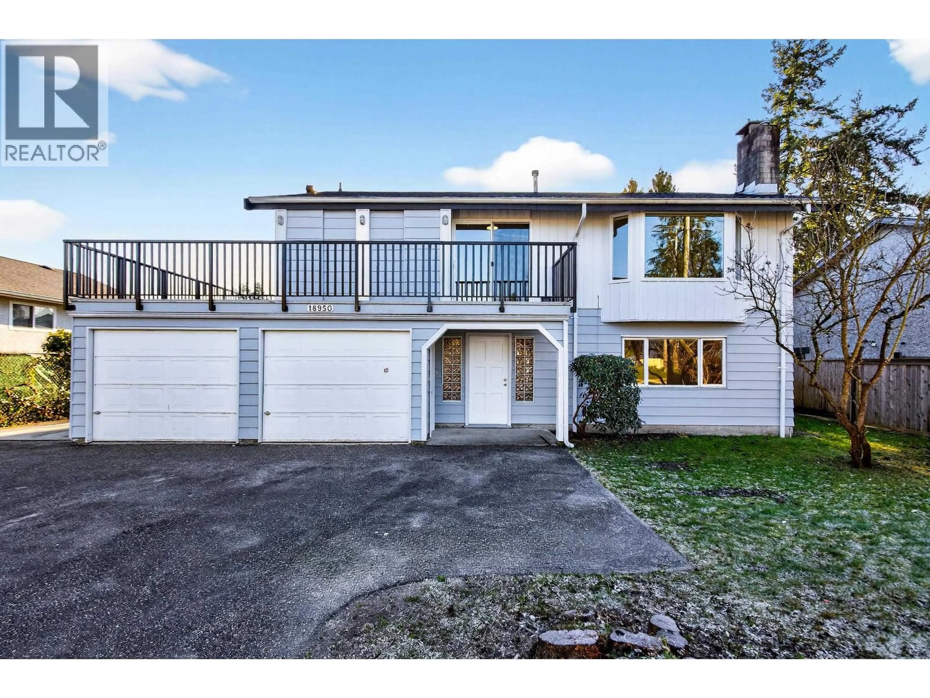 A pic from outside/outdoor area/front of a property/back of a property/a pic from drone, street for 18950 FORD ROAD, Pitt Meadows British Columbia V3Y1X1