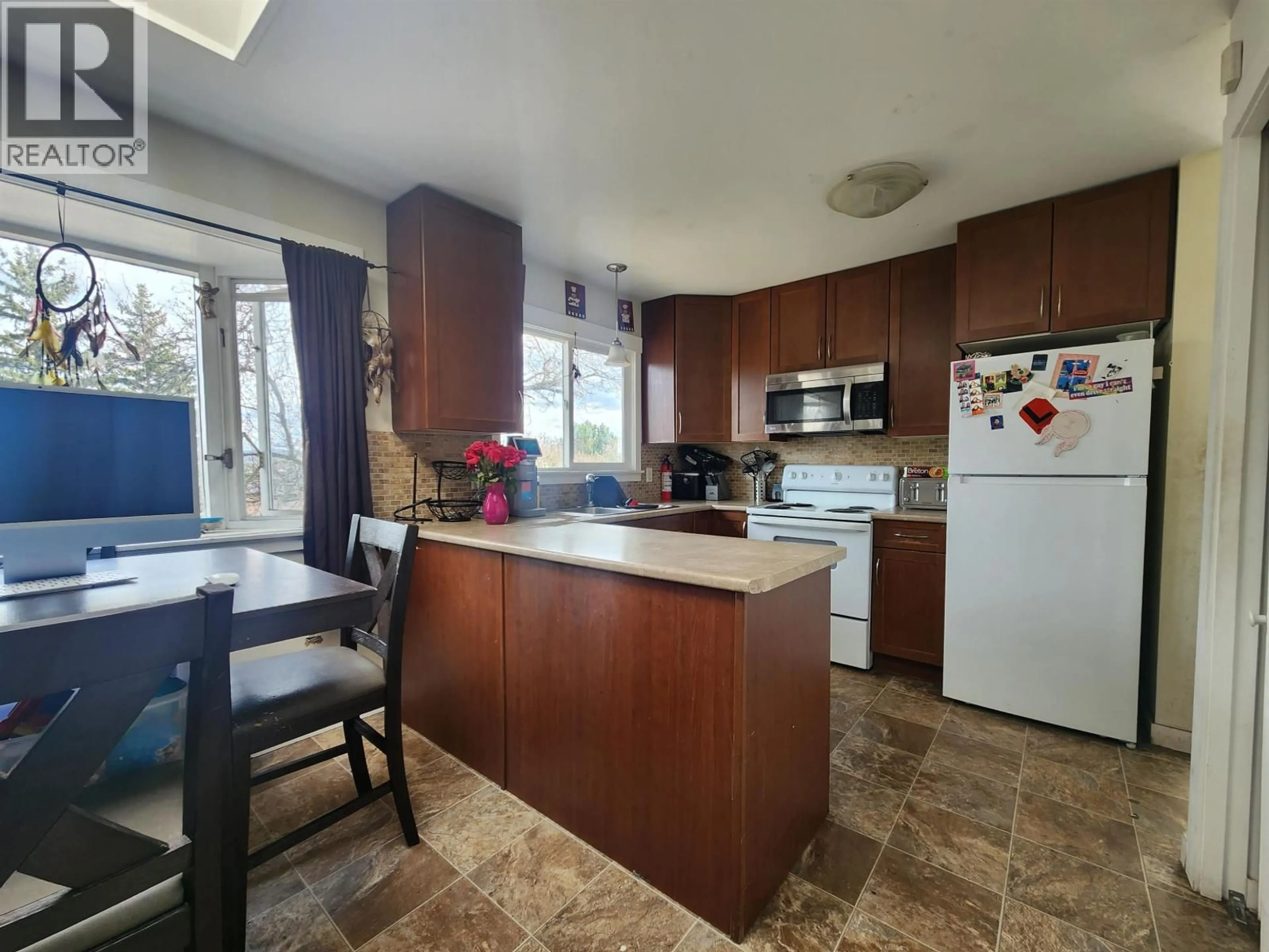 Standard kitchen, unknown for 411 LYON STREET, Prince George British Columbia V2M3K9