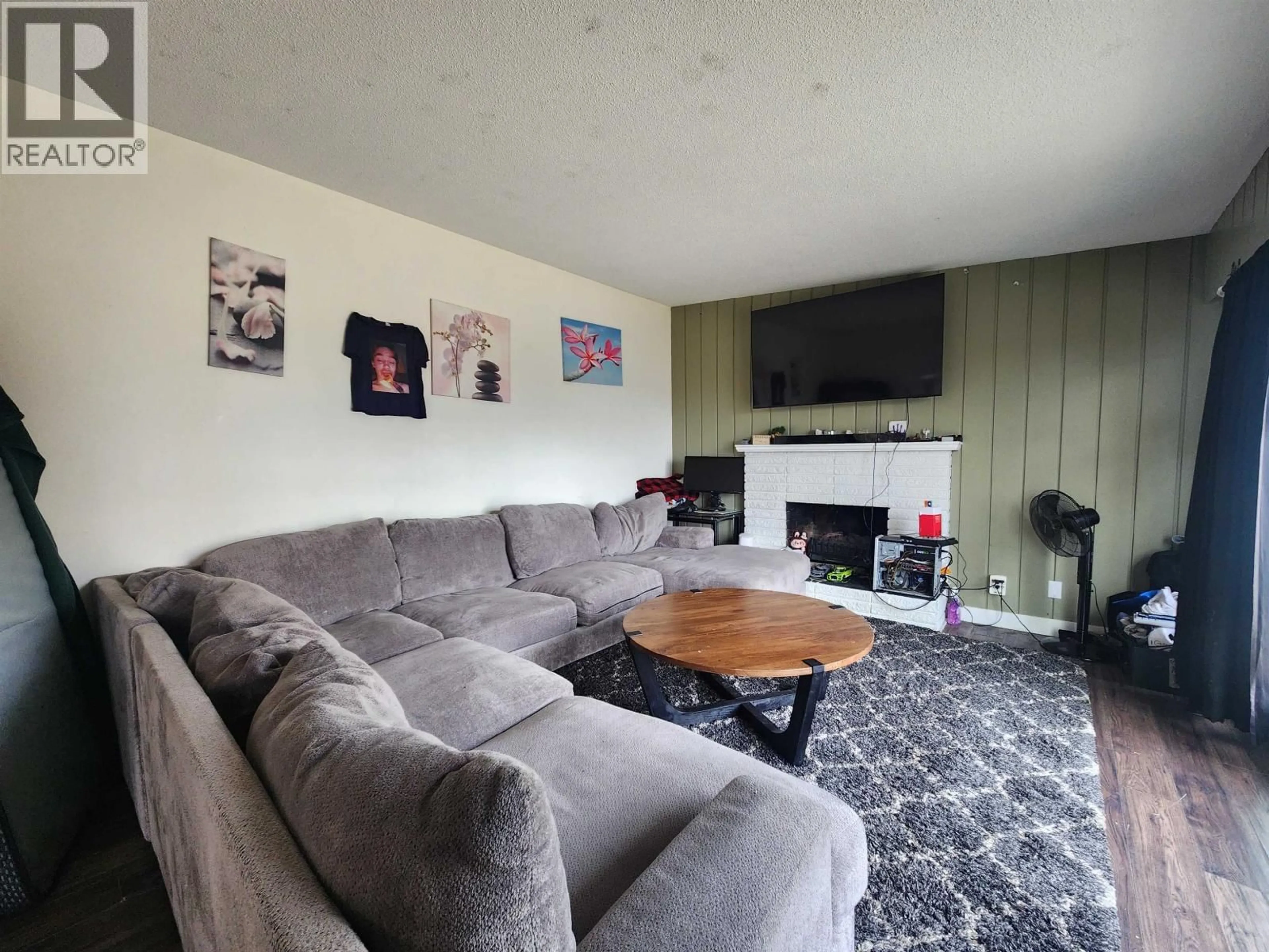 Living room with furniture, unknown for 411 LYON STREET, Prince George British Columbia V2M3K9