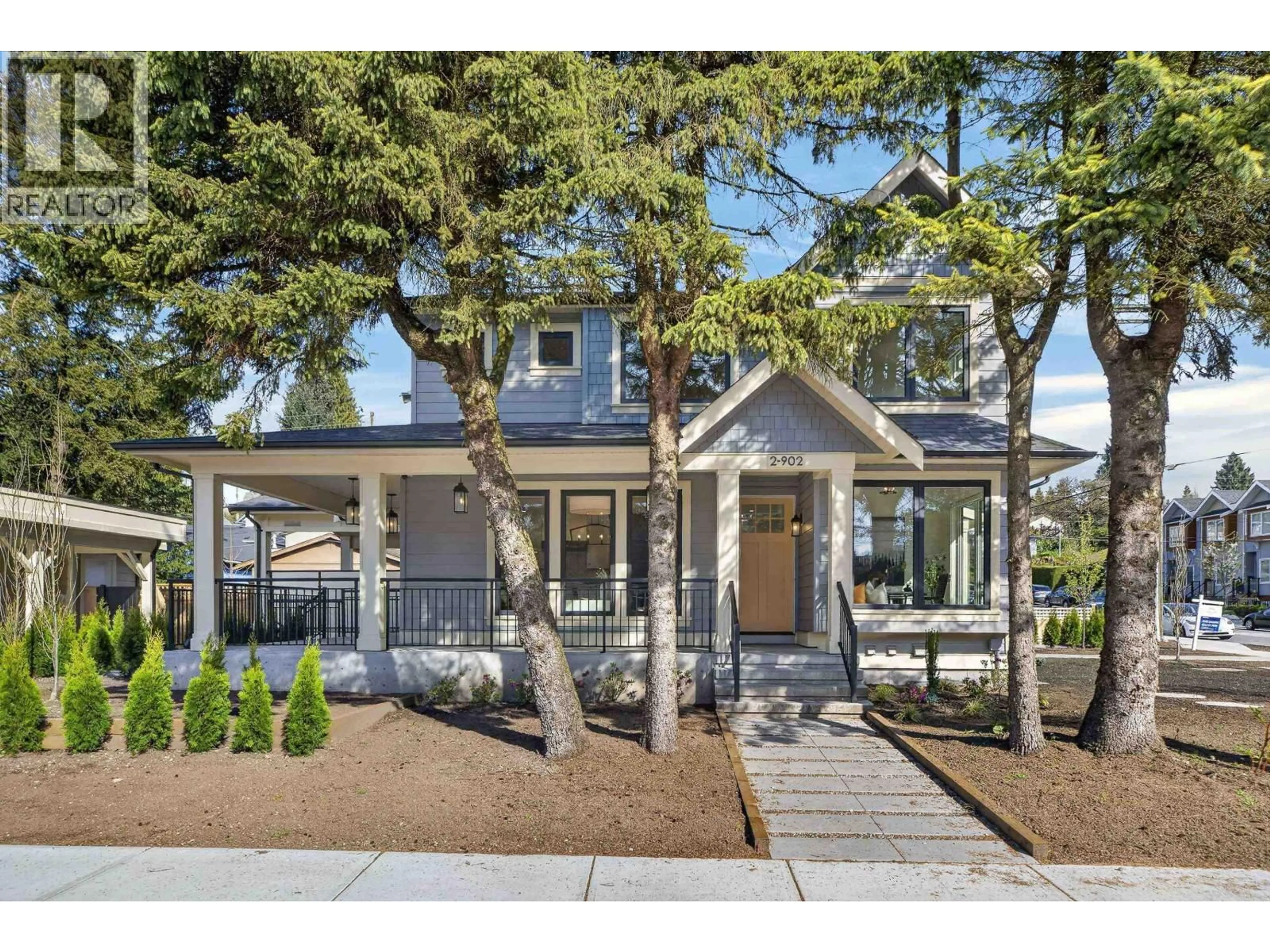 Home with brick exterior material, street for 2 - 902 FIRST STREET, New Westminster British Columbia V3L2J2