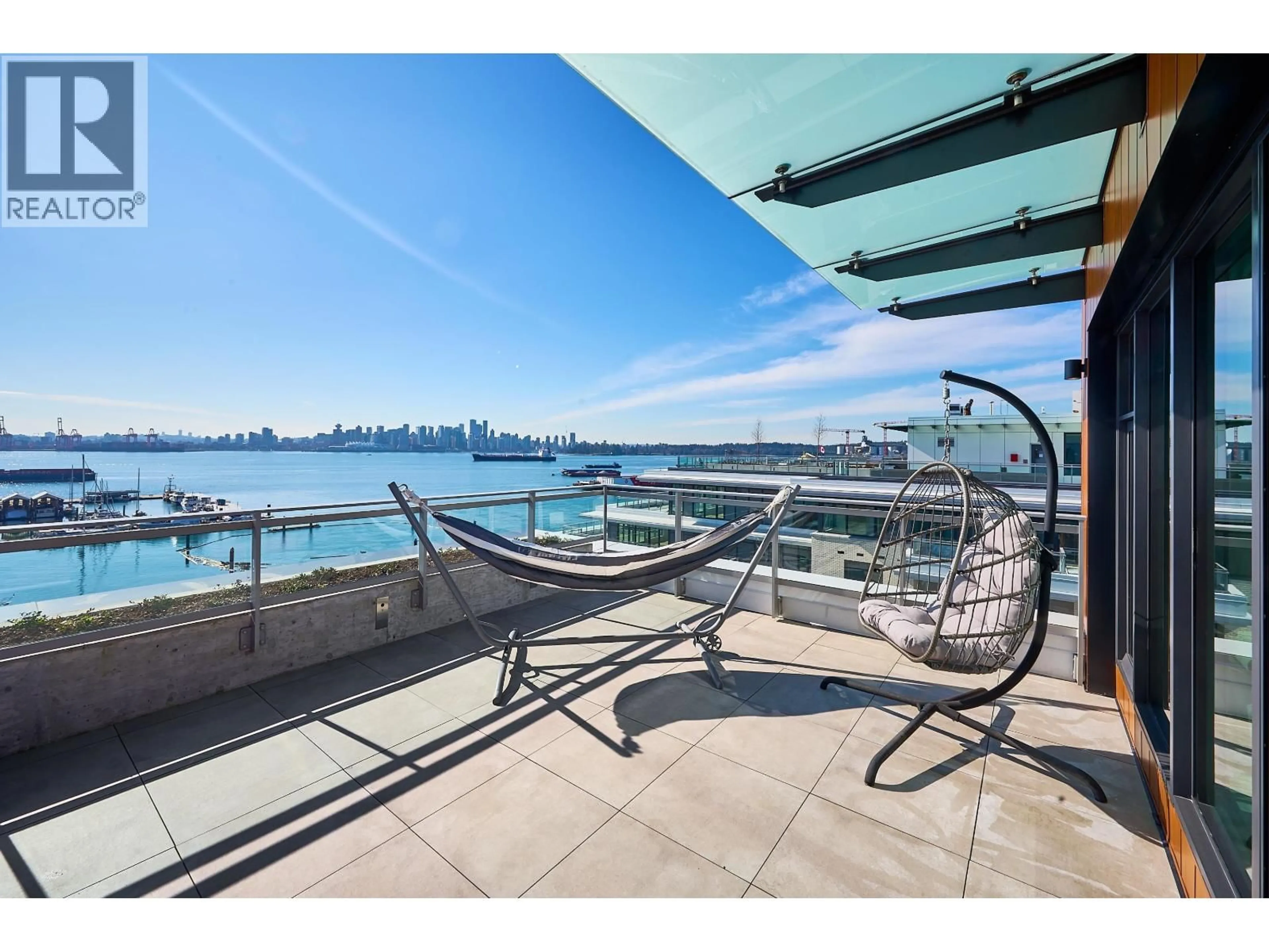 Patio, water/lake/river/ocean view for 807 - 755 HARBOURSIDE DRIVE, North Vancouver British Columbia V7P0G1