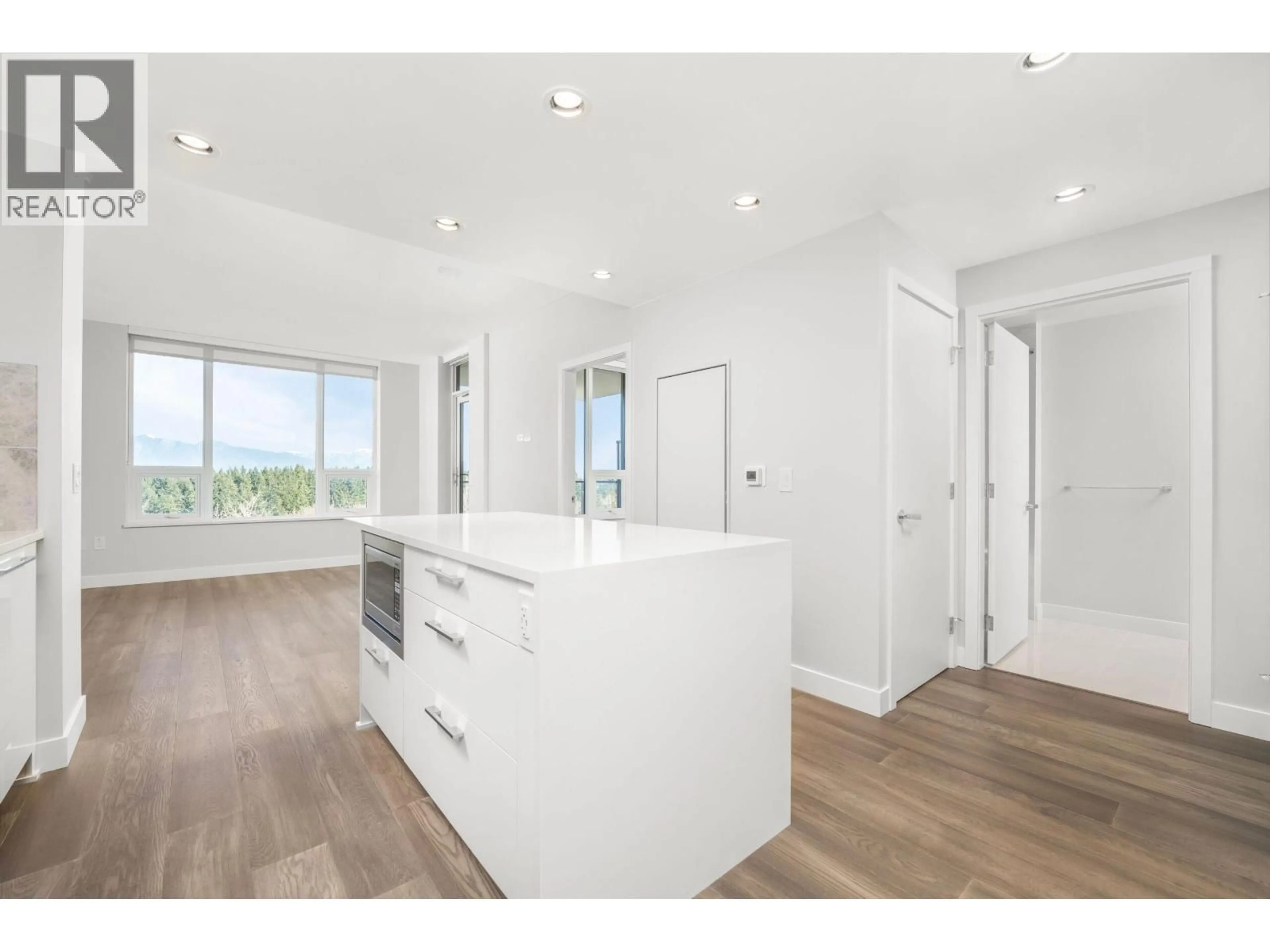 Open concept kitchen, unknown for 1303 - 5410 SHORTCUT ROAD, Vancouver British Columbia V6T0C8