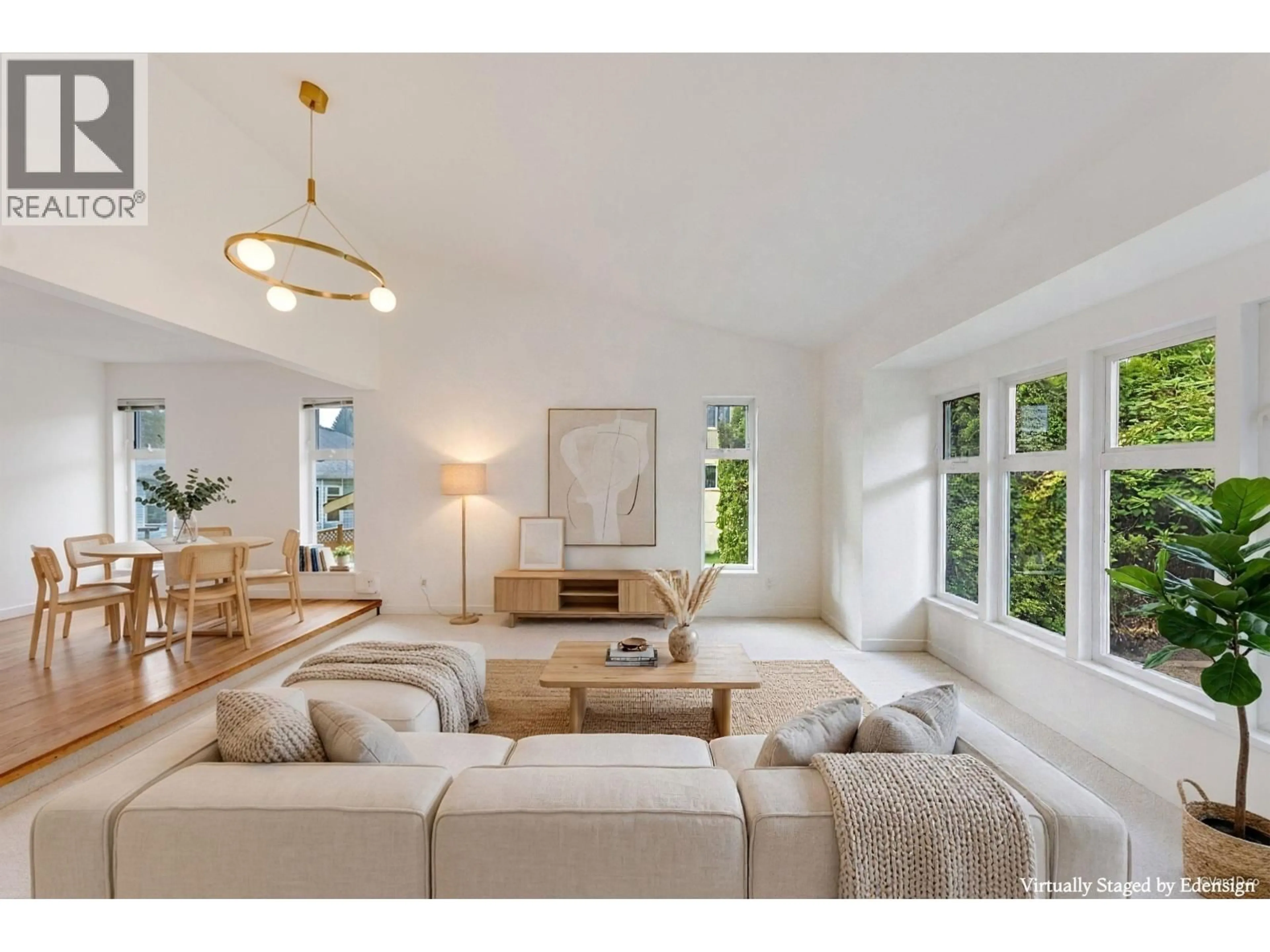 Living room with furniture, unknown for 1004 PIA ROAD, Squamish British Columbia V0N1T0