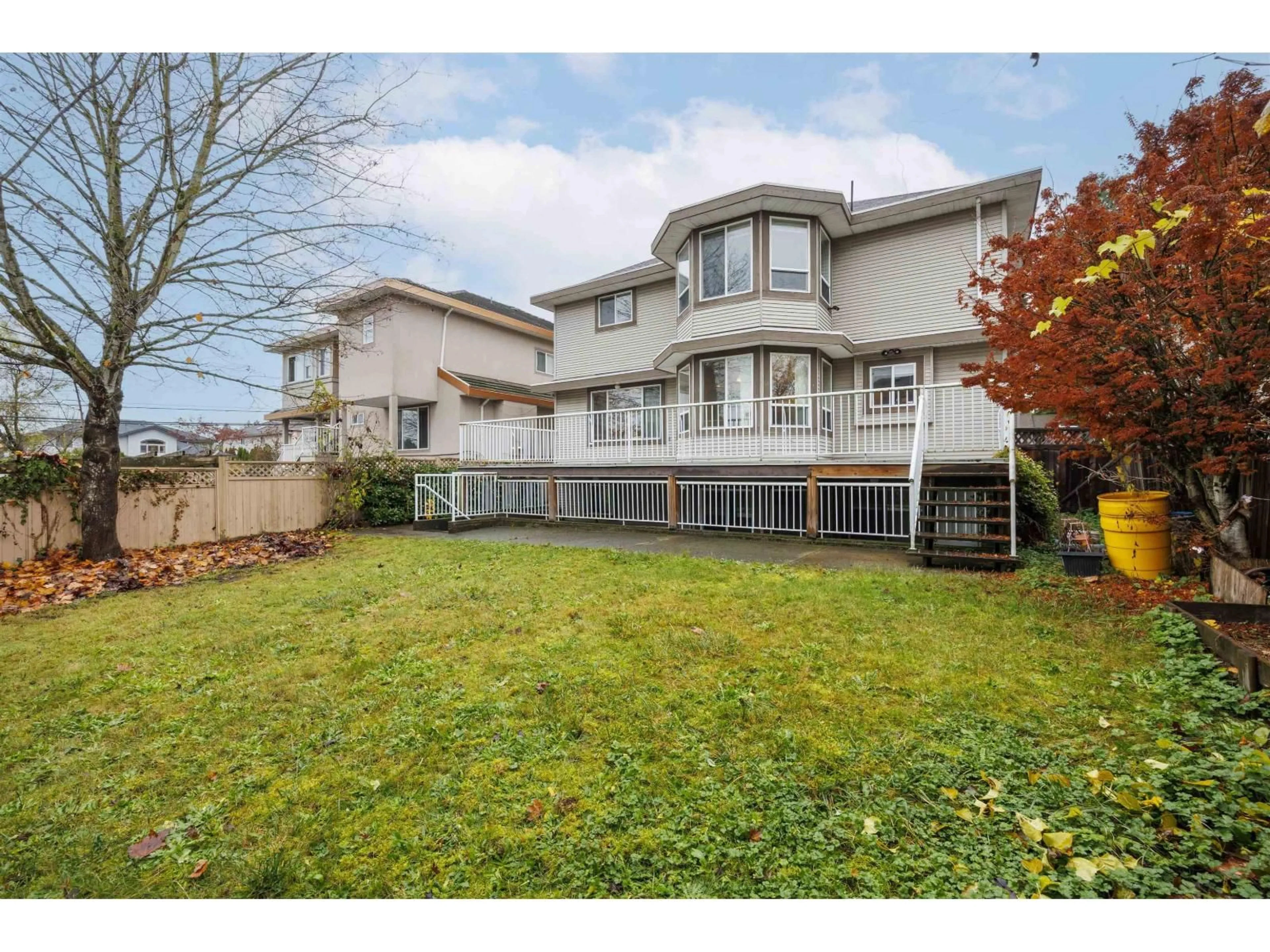 Patio, unknown for 15210 82 AVENUE, Surrey British Columbia V3S9B4