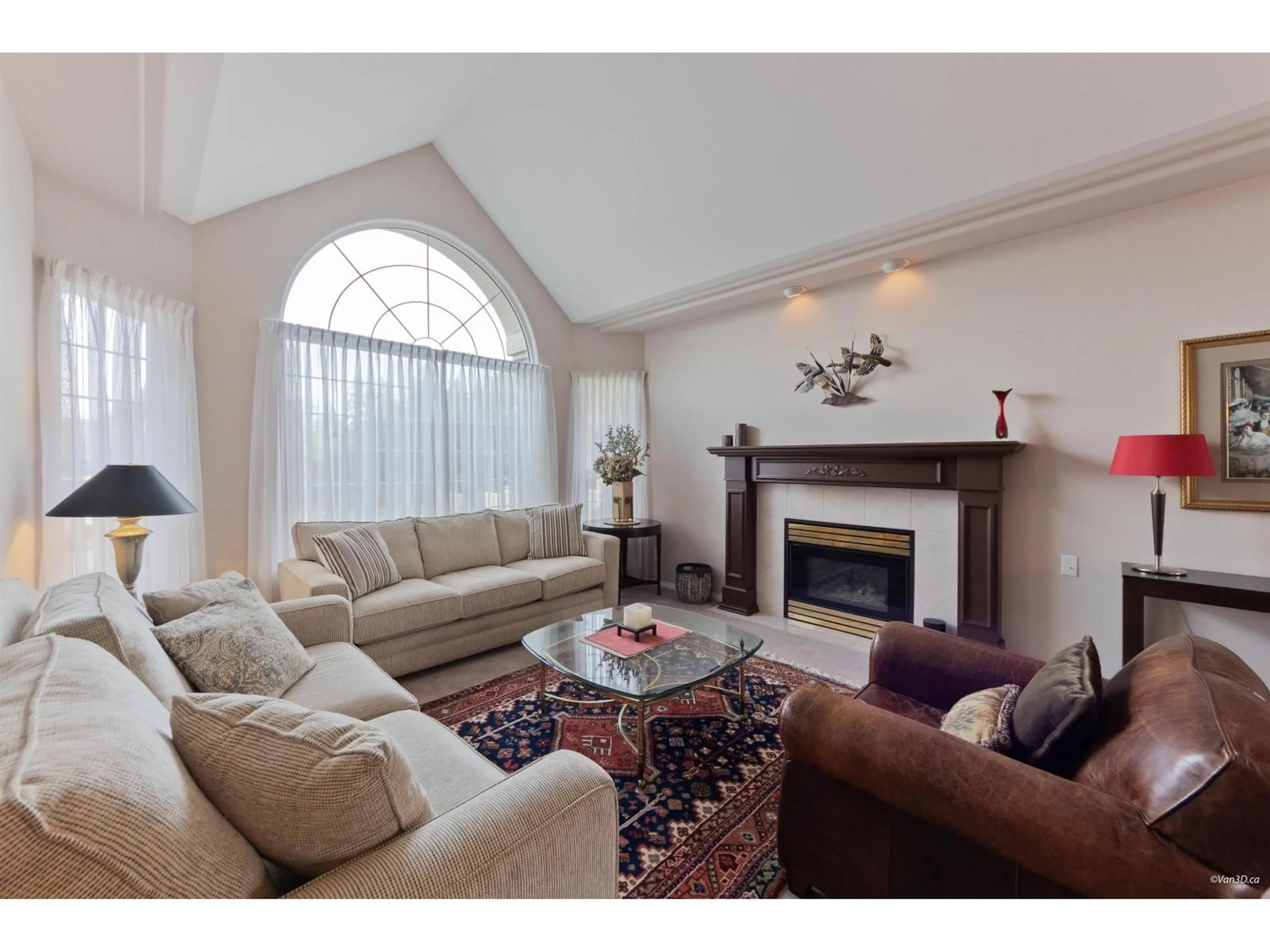 Living room with furniture, unknown for 15788 92A AVENUE, Surrey British Columbia V4N3C2