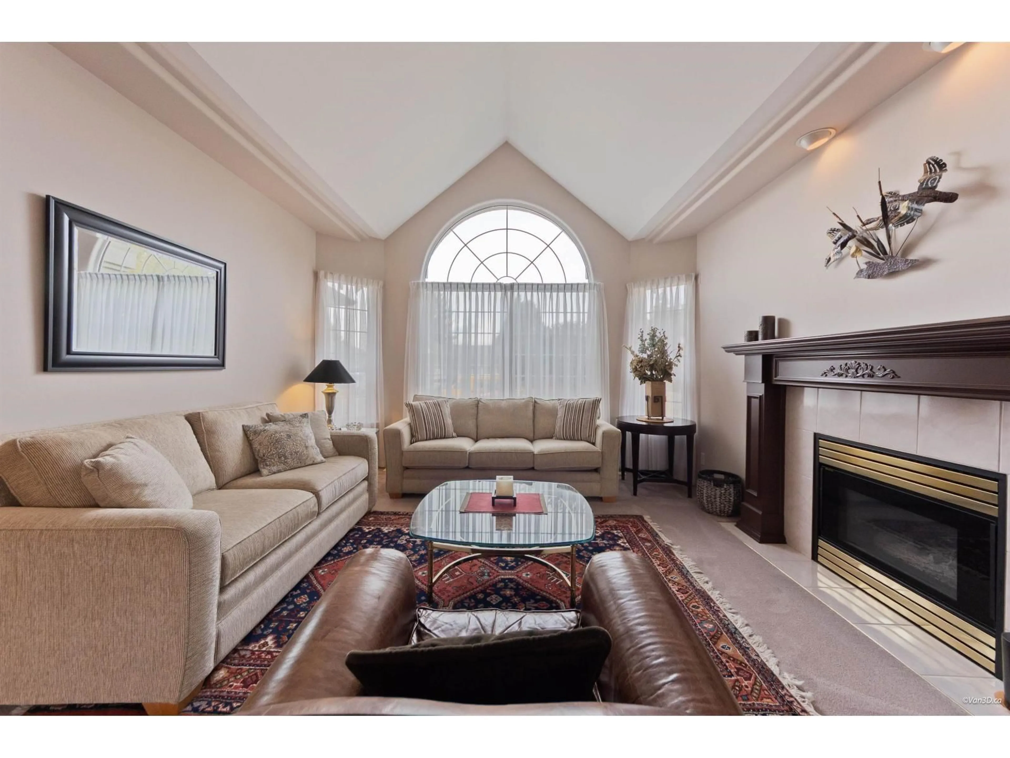 Living room with furniture, unknown for 15788 92A AVENUE, Surrey British Columbia V4N3C2