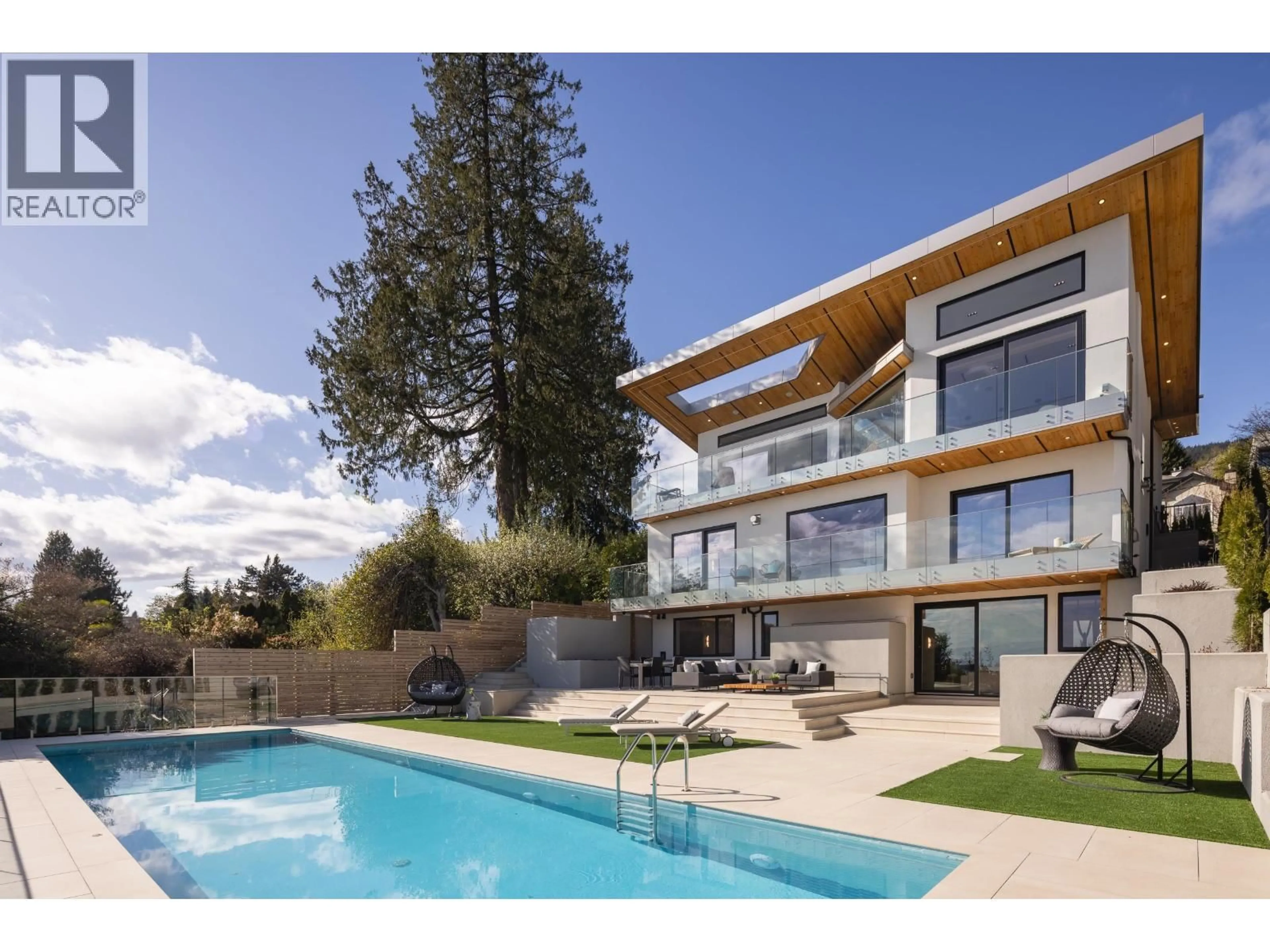 Pool for 2356 OTTAWA AVENUE, West Vancouver British Columbia V7V2S9