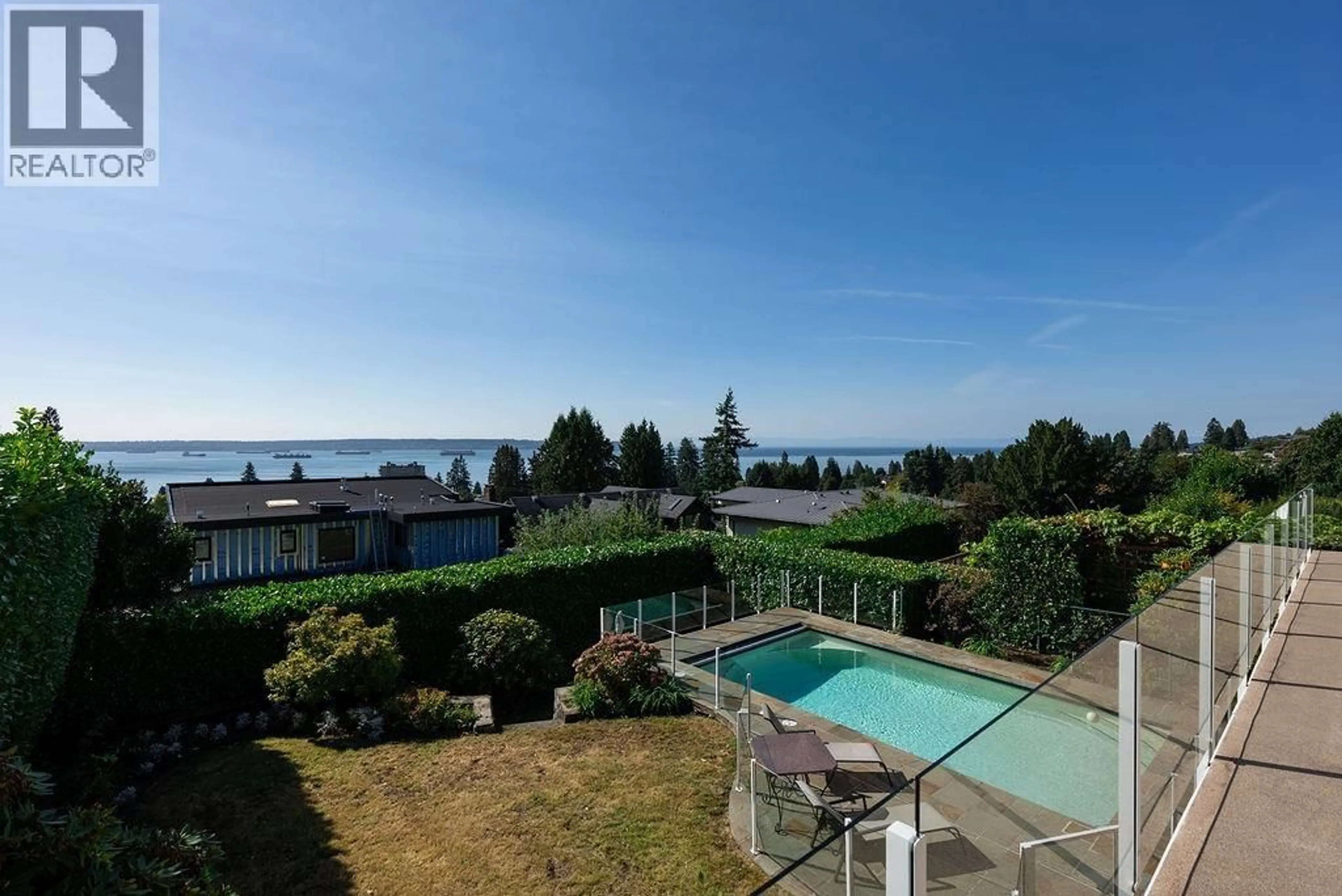 Pool for 2316 NELSON AVENUE, West Vancouver British Columbia V7V2R2