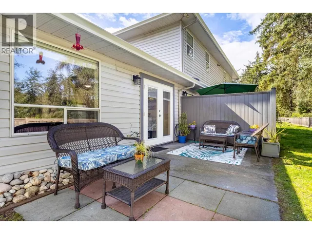 1 - 5706 EBBTIDE STREET, Sechelt 3