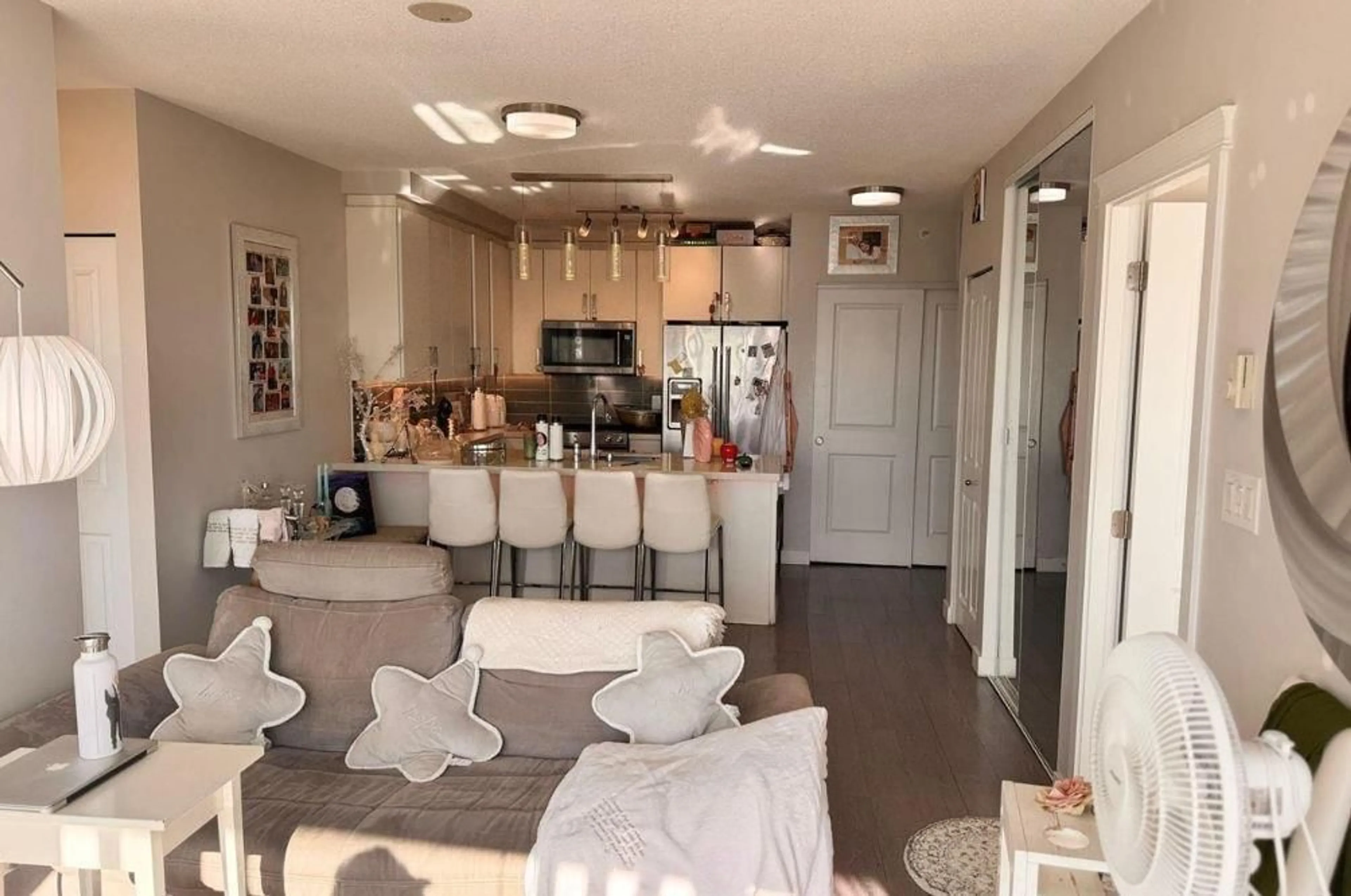 Open concept kitchen, unknown for 3401 - 11967 80 AVENUE, Delta British Columbia V4C0E2