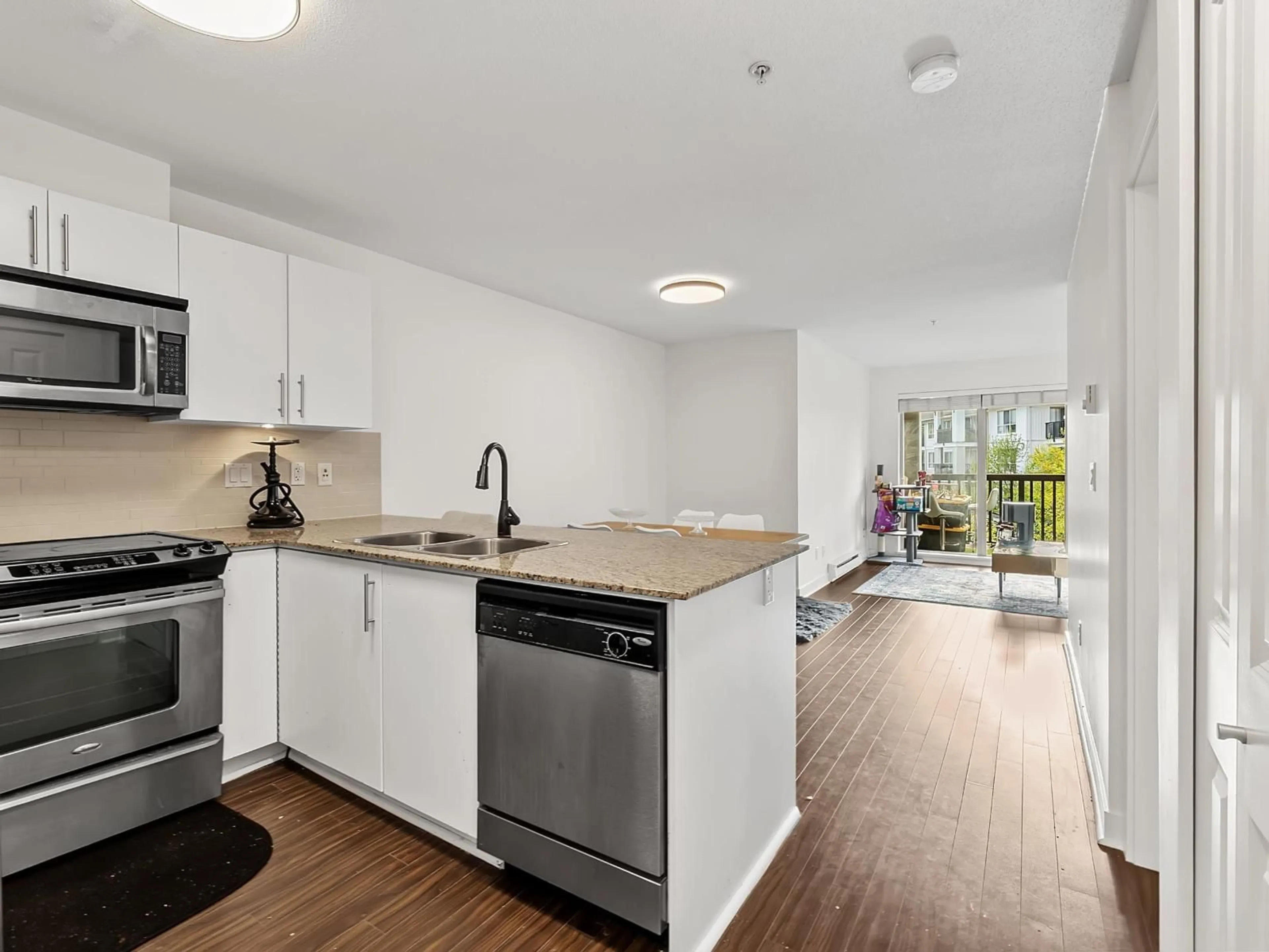 Standard kitchen, unknown for 322 - 8915 202 STREET, Langley British Columbia V1M0B5