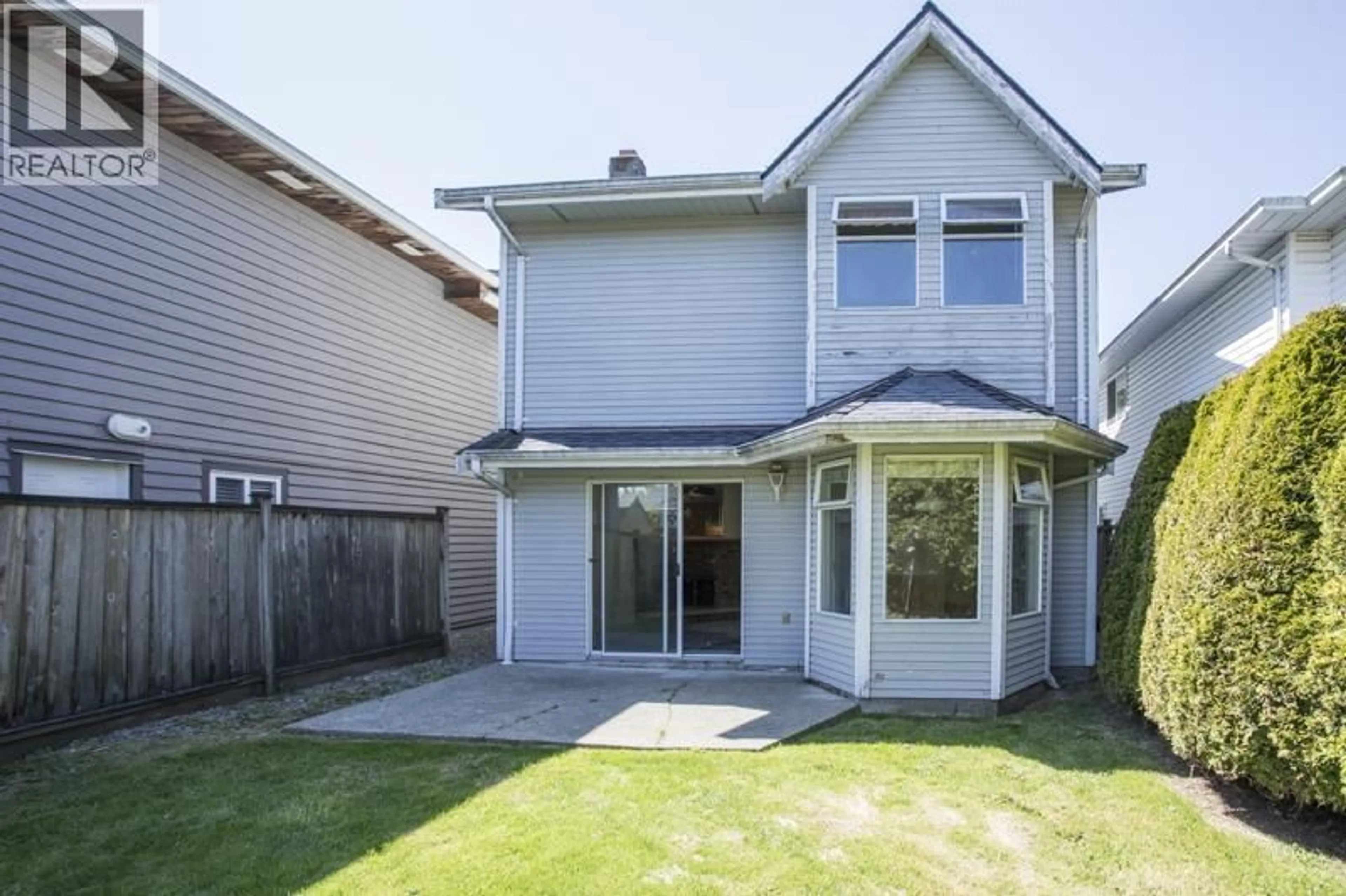 Home with vinyl exterior material, street for 11740 2ND AVENUE, Richmond British Columbia V7E3L3