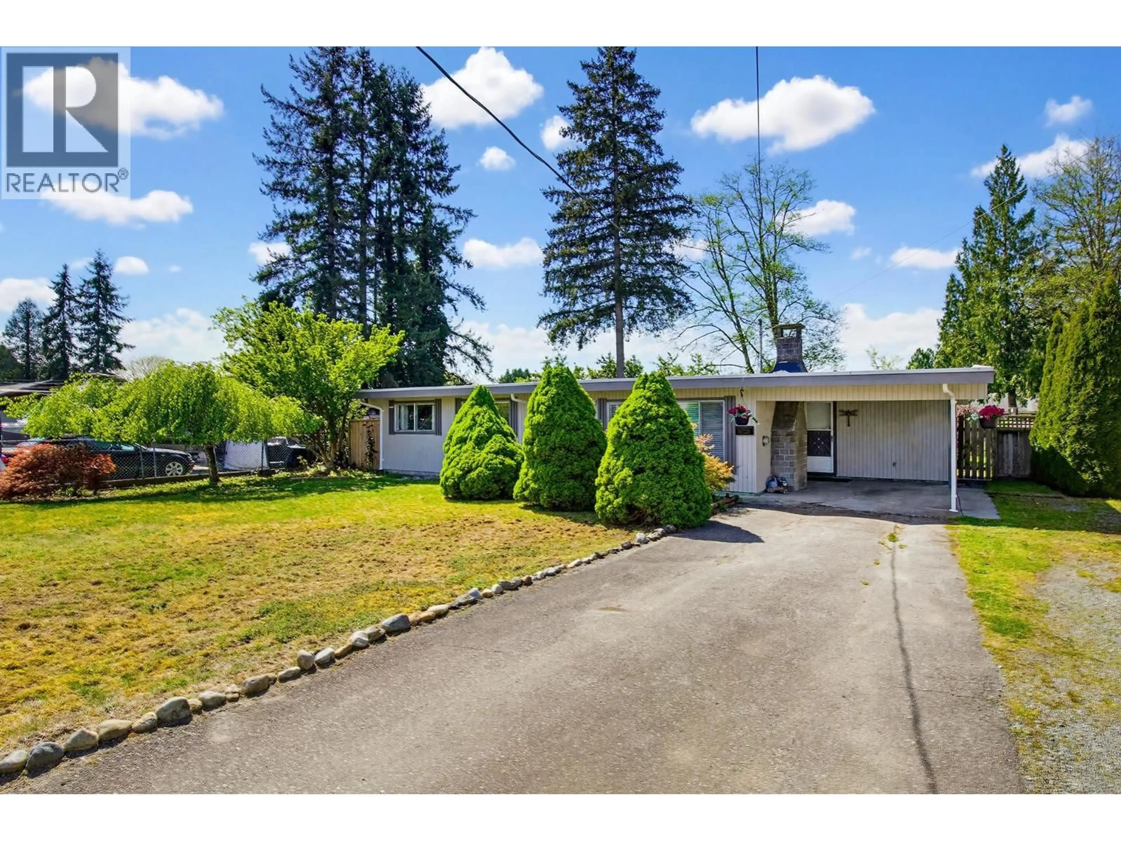 A pic from outside/outdoor area/front of a property/back of a property/a pic from drone, street for 11895 230 STREET, Maple Ridge British Columbia V2X6R3