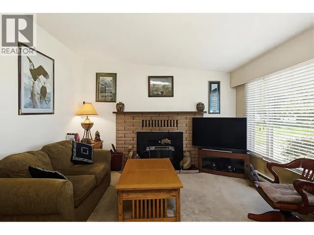 11895 230 STREET, Maple Ridge 3