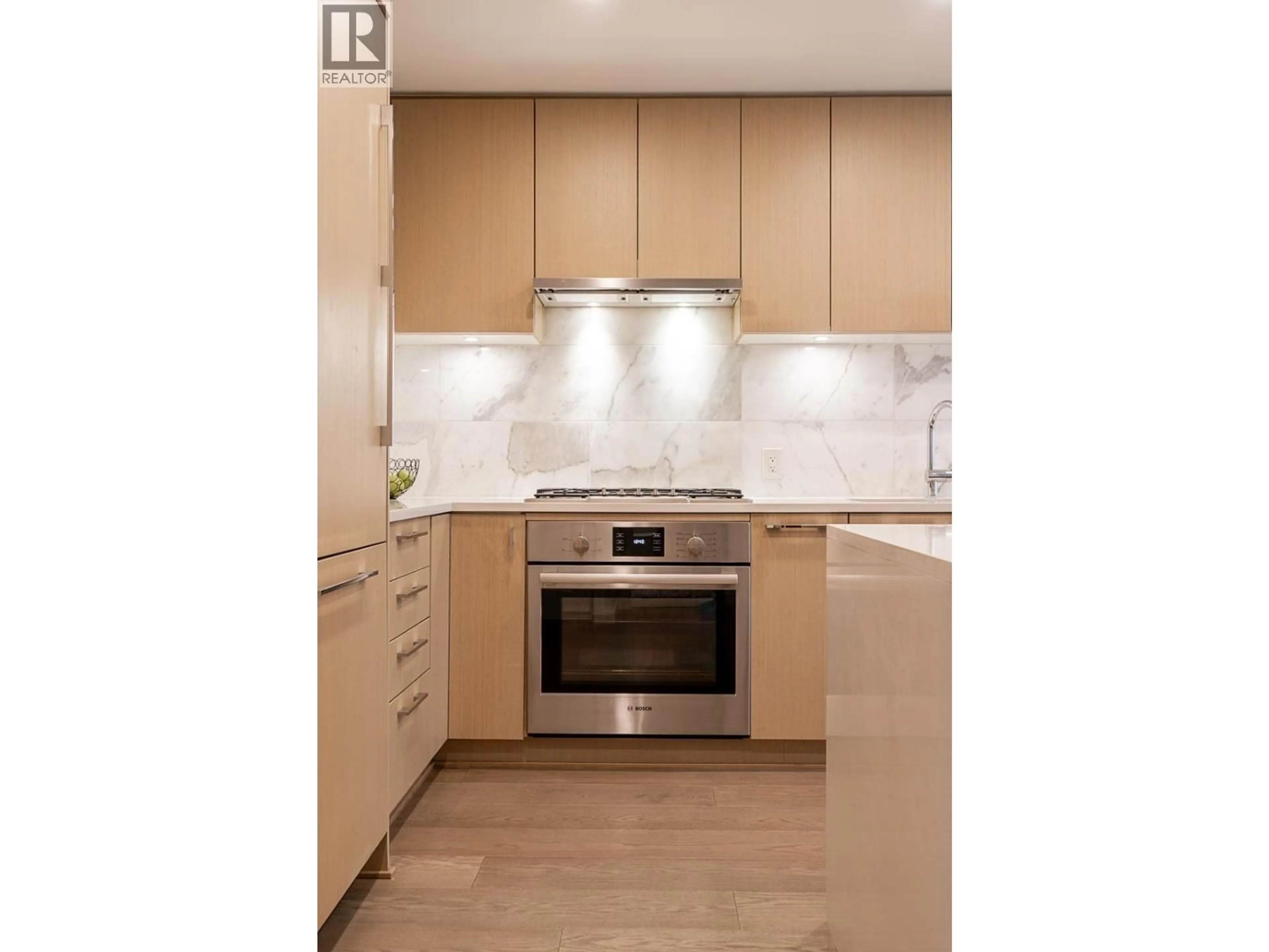 Contemporary kitchen, unknown for 322 - 3563 ROSS DRIVE, Vancouver British Columbia V6S0L3