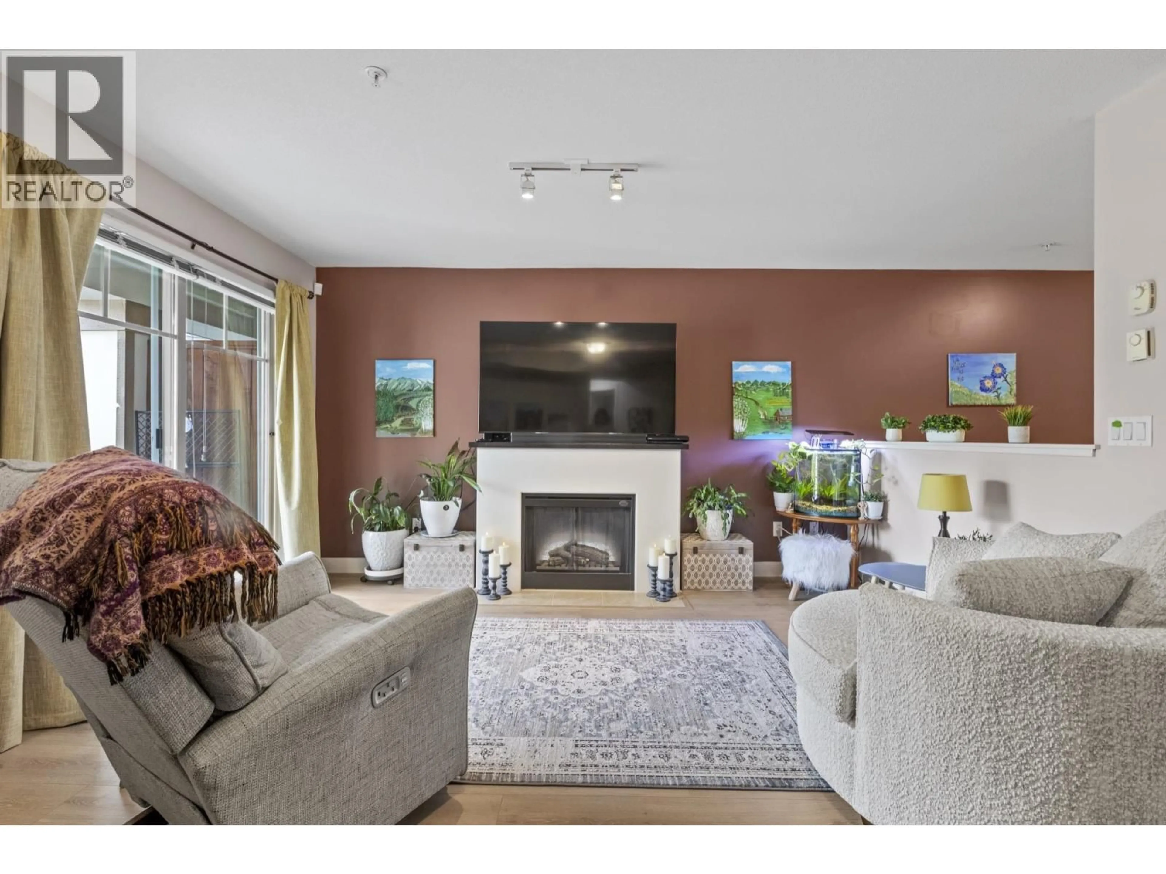 Living room with furniture, unknown for 302 - 12248 224 STREET, Maple Ridge British Columbia V2X8W6