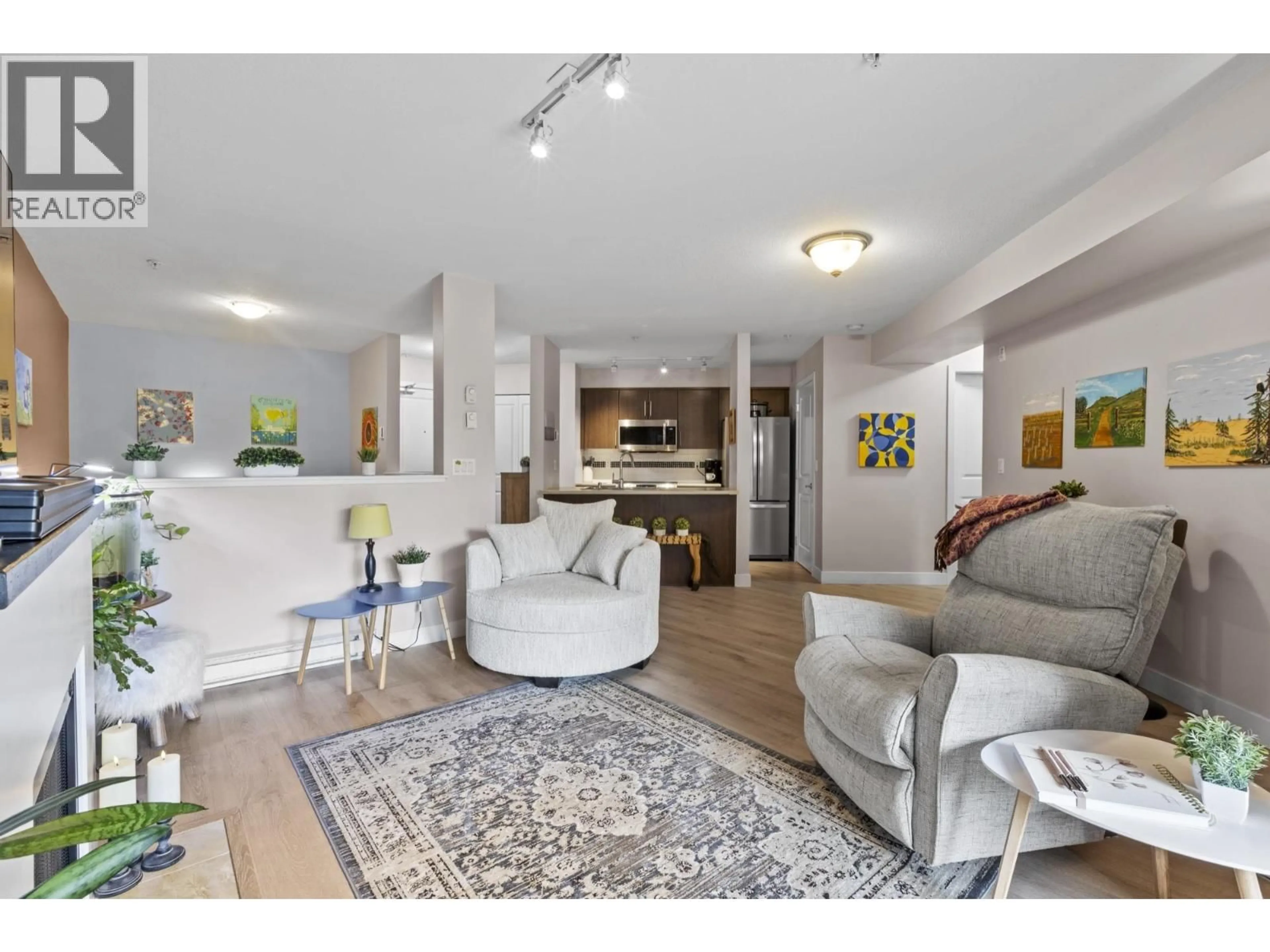 Living room with furniture, unknown for 302 - 12248 224 STREET, Maple Ridge British Columbia V2X8W6