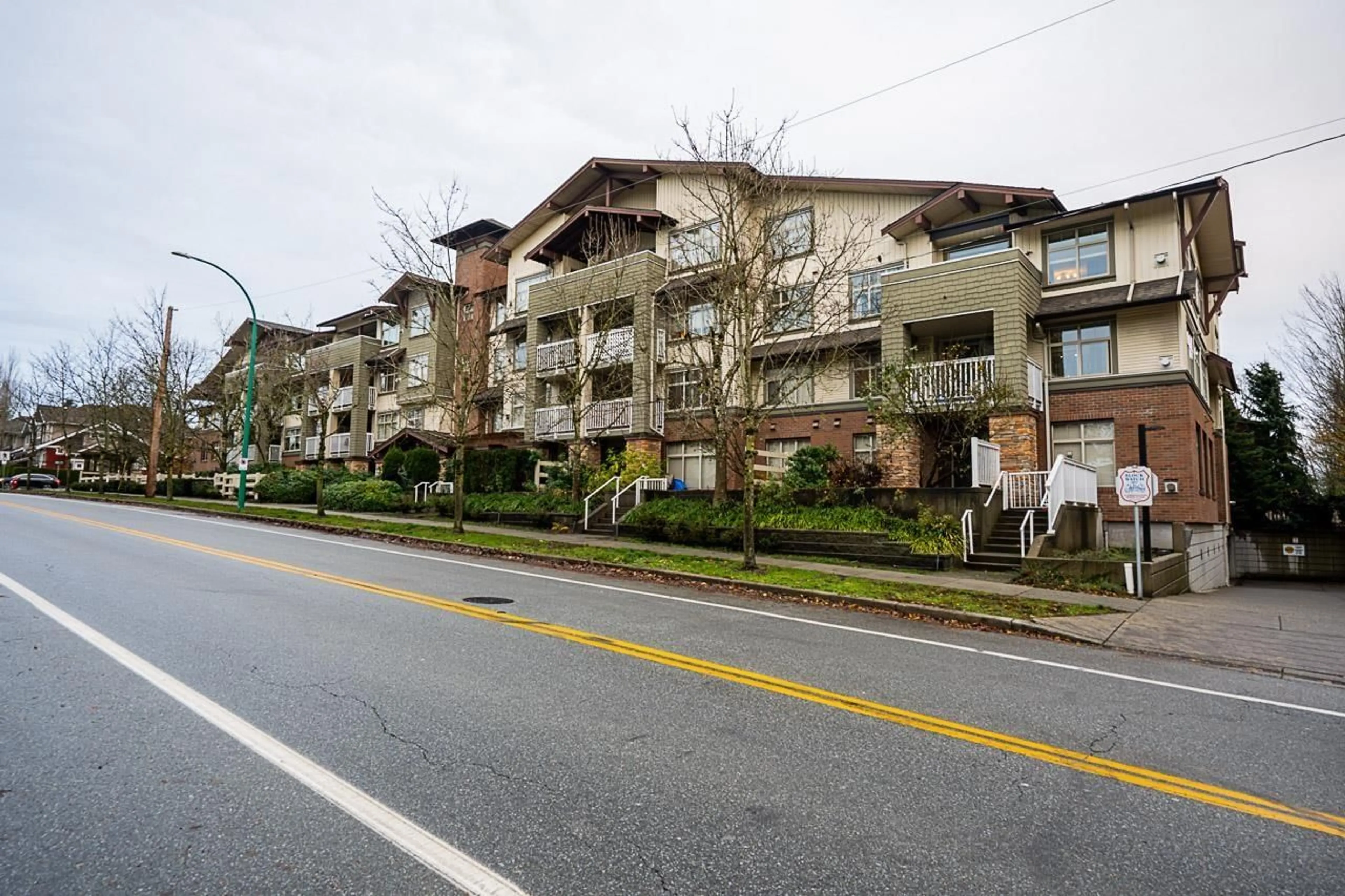 Blurry image for 107 - 6500 194 STREET, Surrey British Columbia V4N5X4