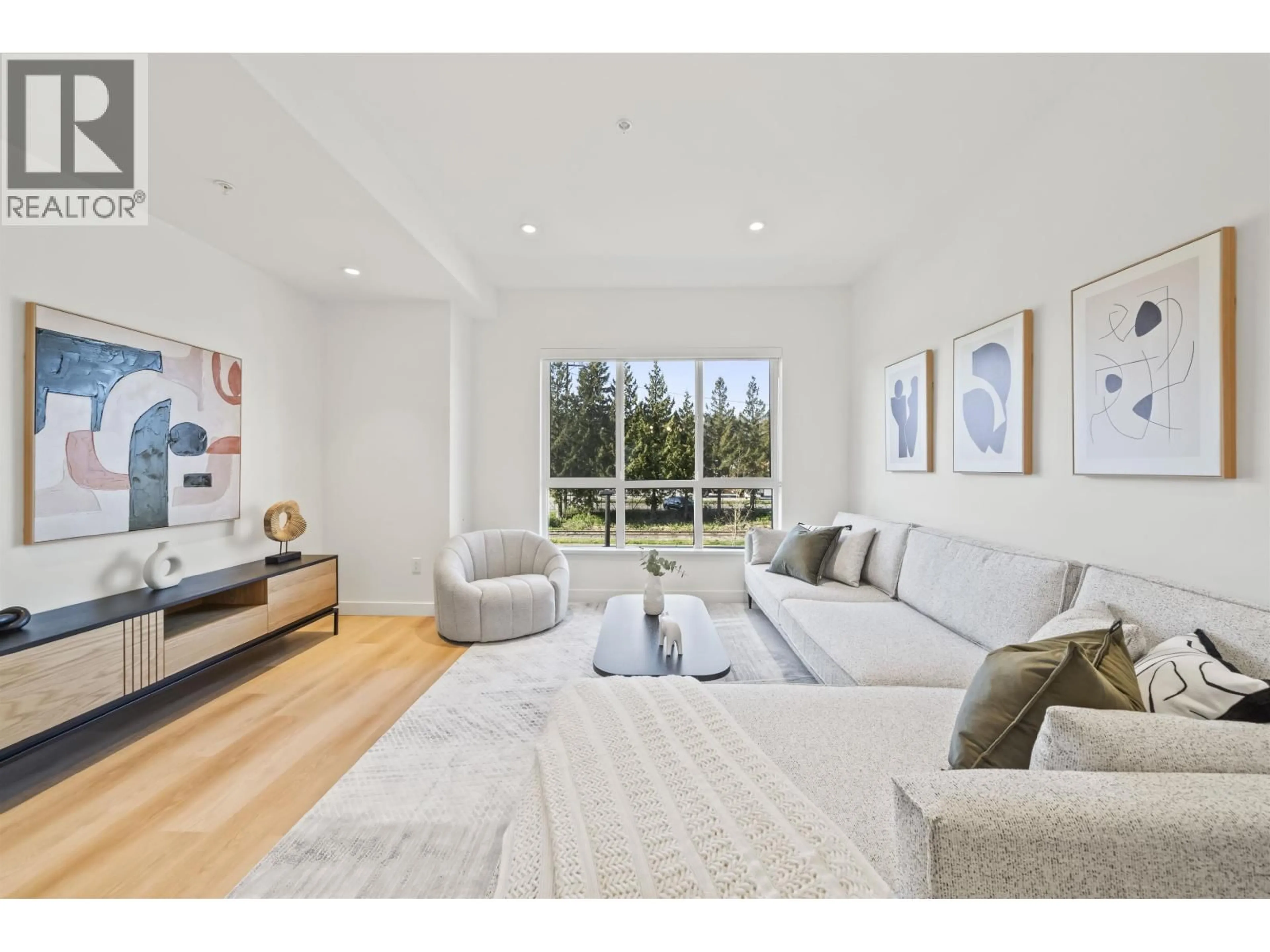 Living room with furniture, unknown for 144 - 388 DUNCAN STREET, New Westminster British Columbia V3M0P9