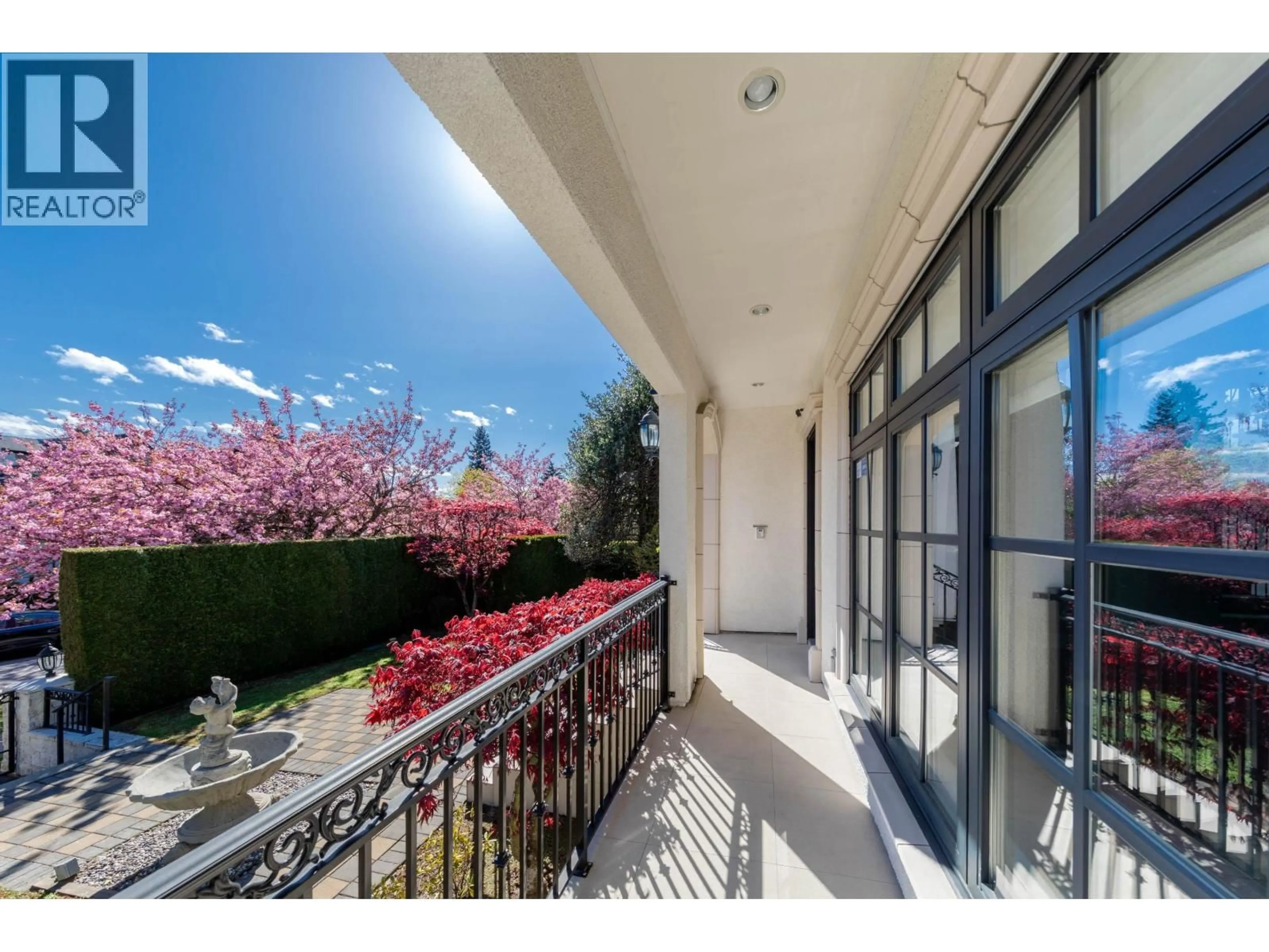 Patio, street for 3587 38TH AVENUE, Vancouver British Columbia V6N2X9