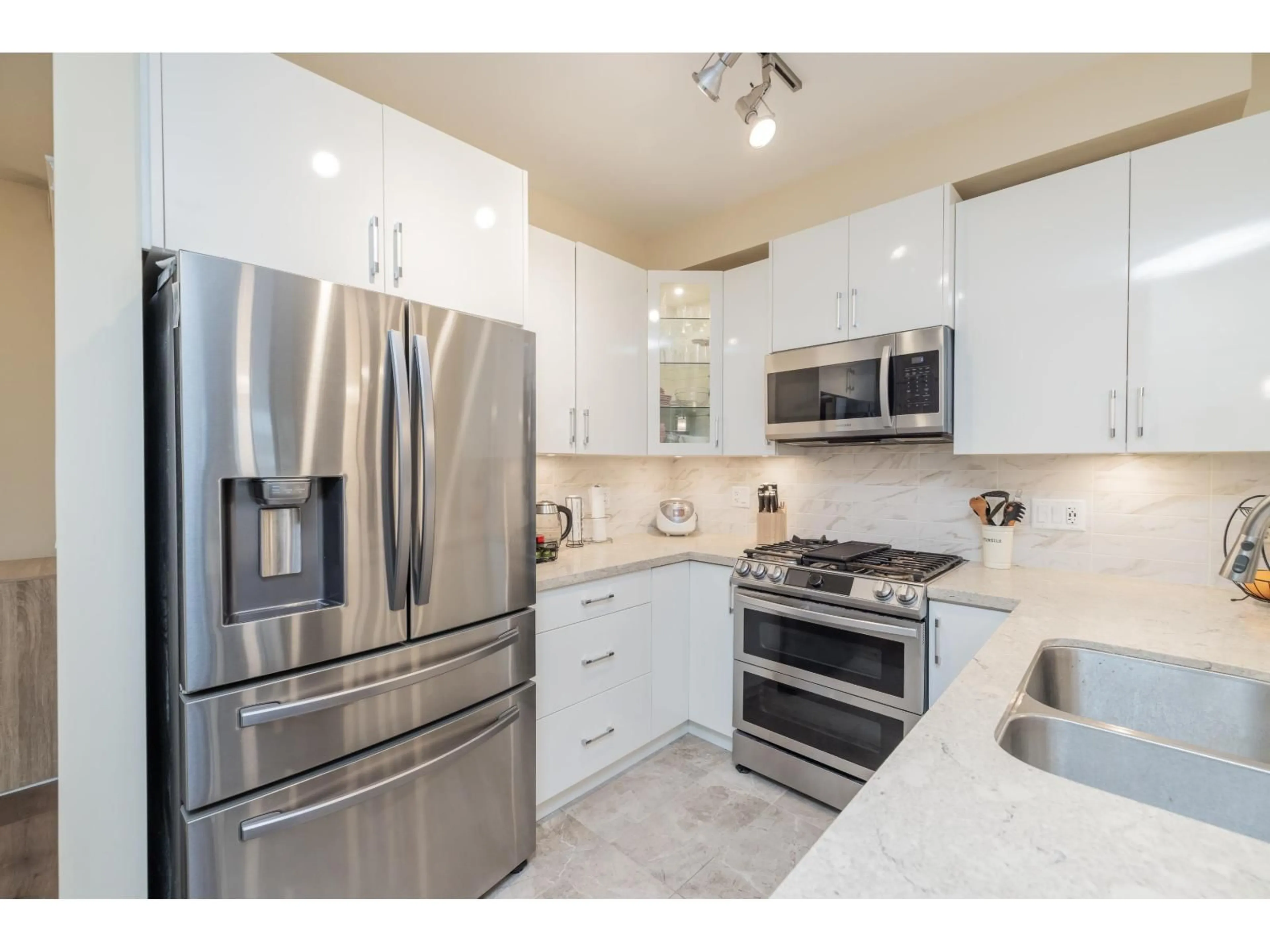 Unknown for 111 - 8538 203A STREET, Langley British Columbia V2Y3P9