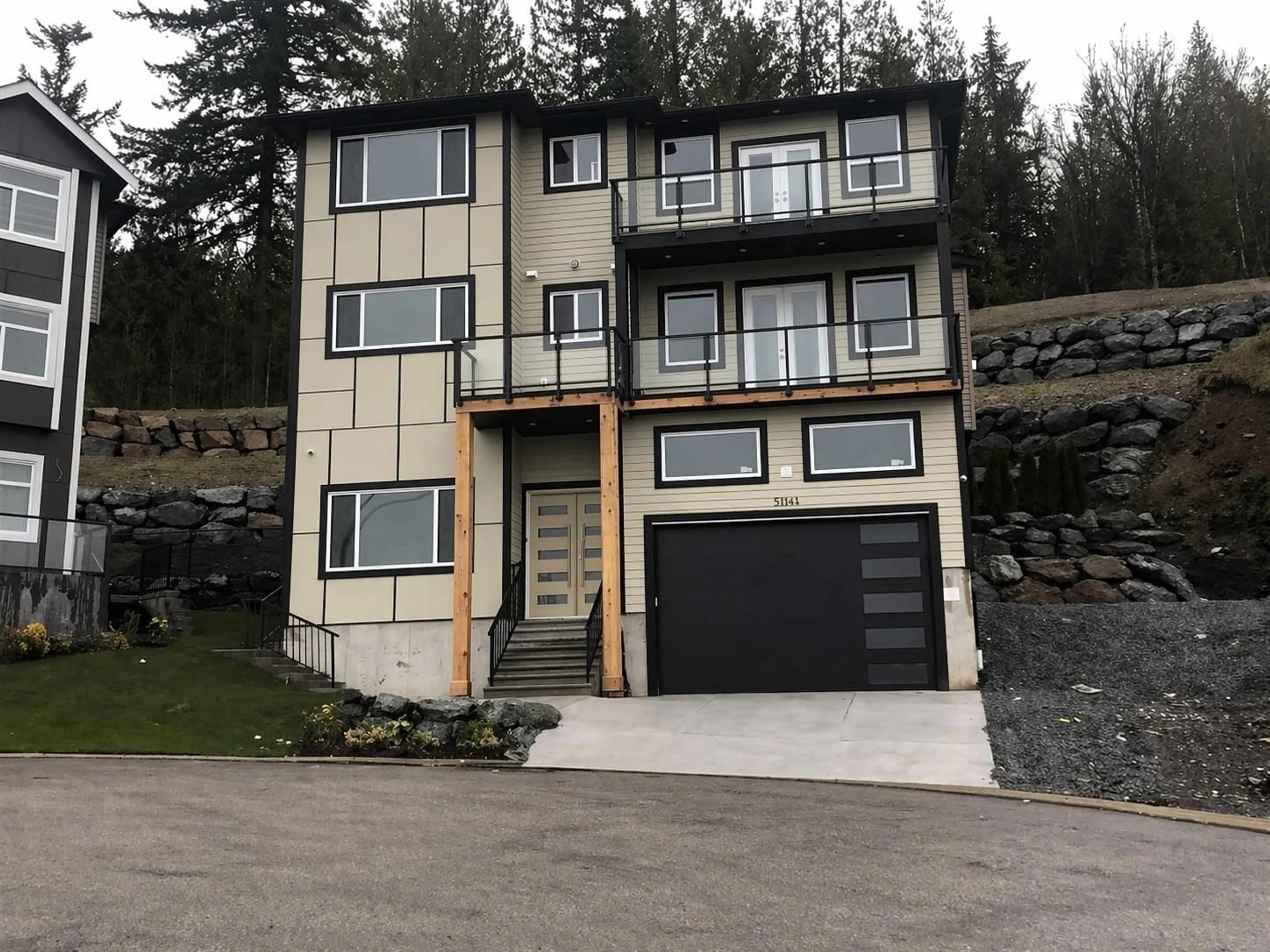 Home with vinyl exterior material, unknown for 51144 FARMERS WAY, Chilliwack British Columbia V4Z0E4