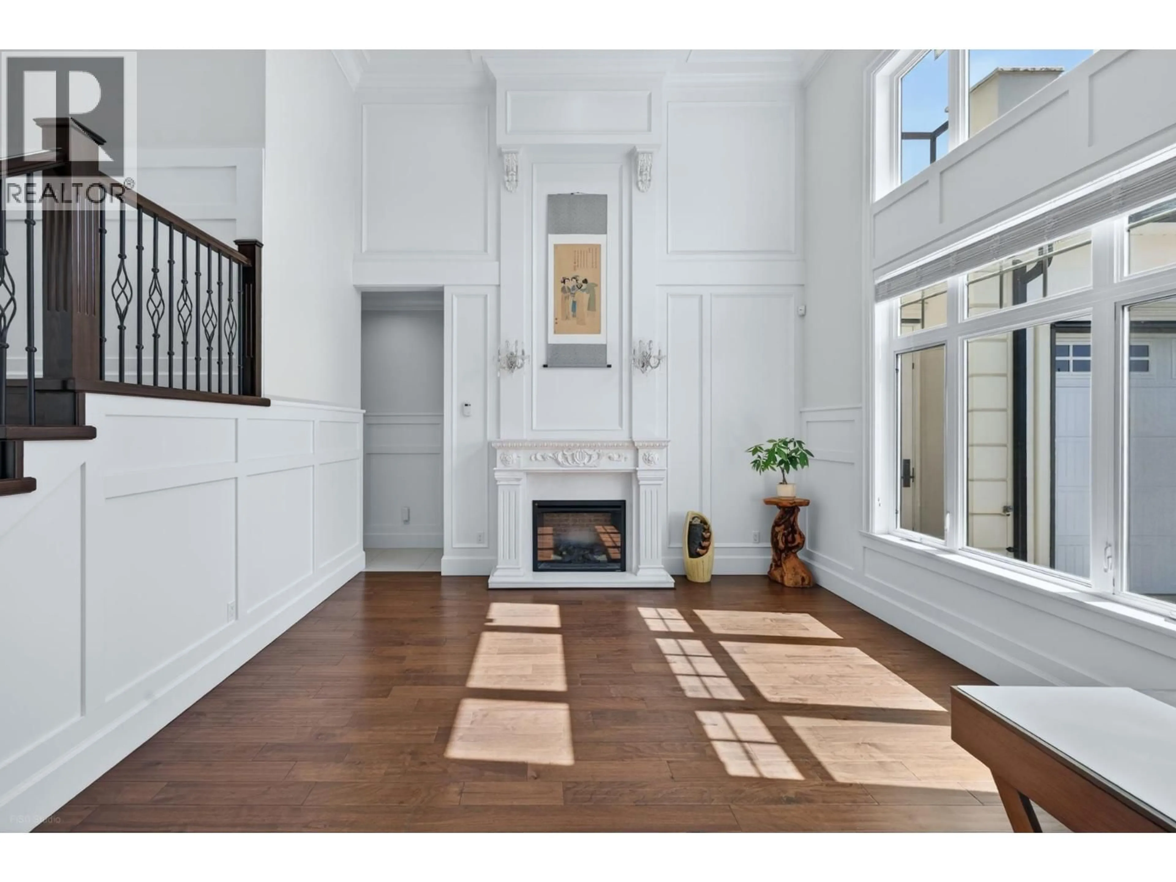 Indoor entryway for 9631 SAUNDERS ROAD, Richmond British Columbia V7A2B5