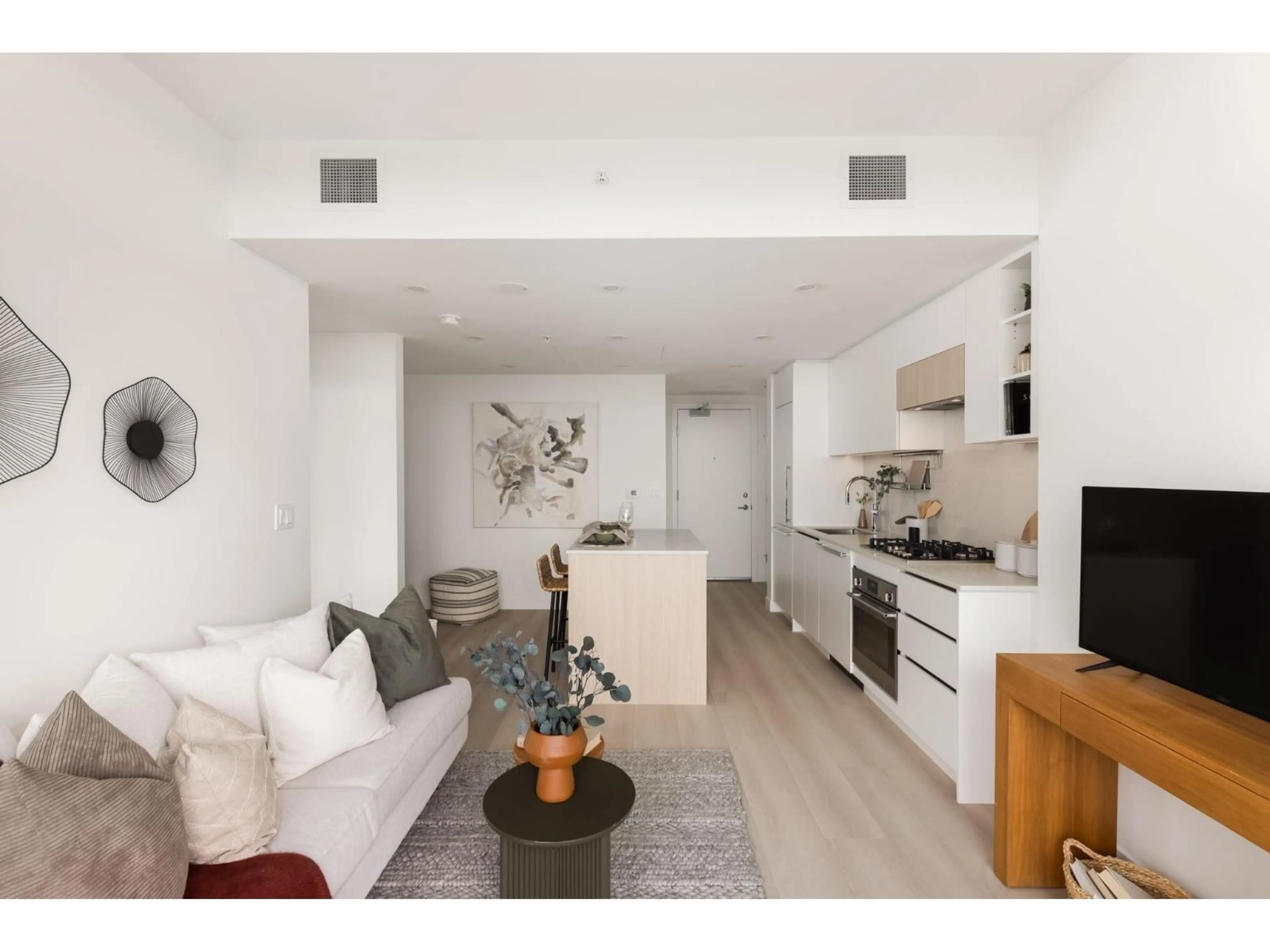 Unknown for 2305 - 13573 98A AVENUE, Surrey British Columbia V3T0X1