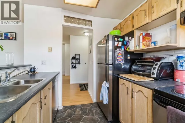 301 - 99 BEGIN STREET, Coquitlam 3