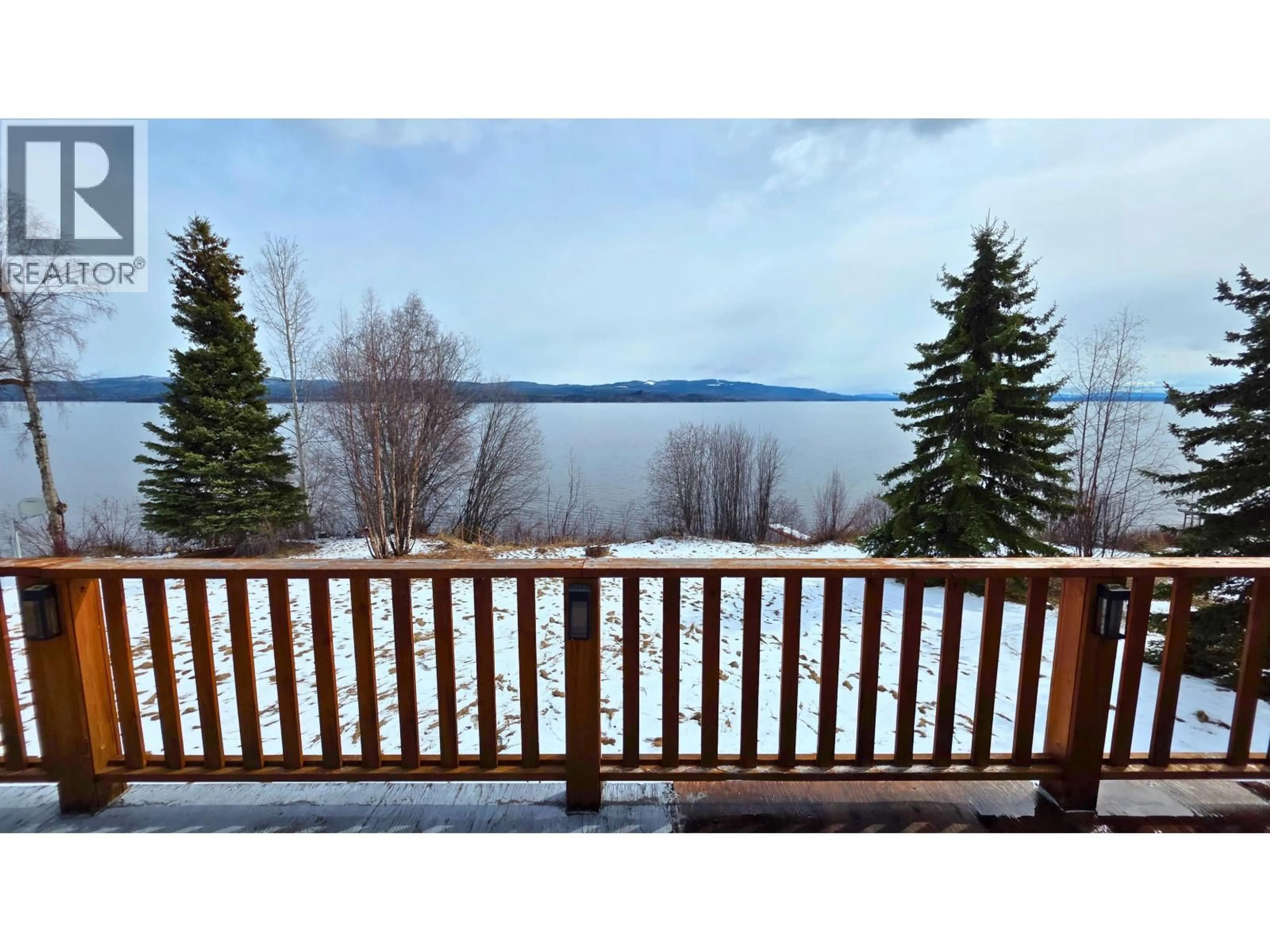 Patio, water/lake/river/ocean view for 54384 118 HIGHWAY, Granisle British Columbia V0J1W0