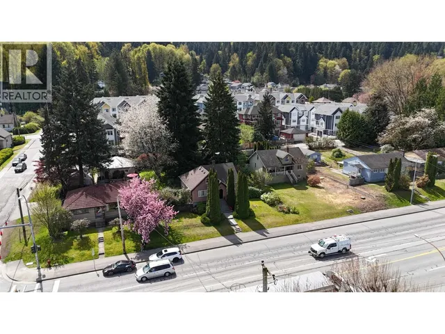2825 ST JOHN STREET, Port Moody 3