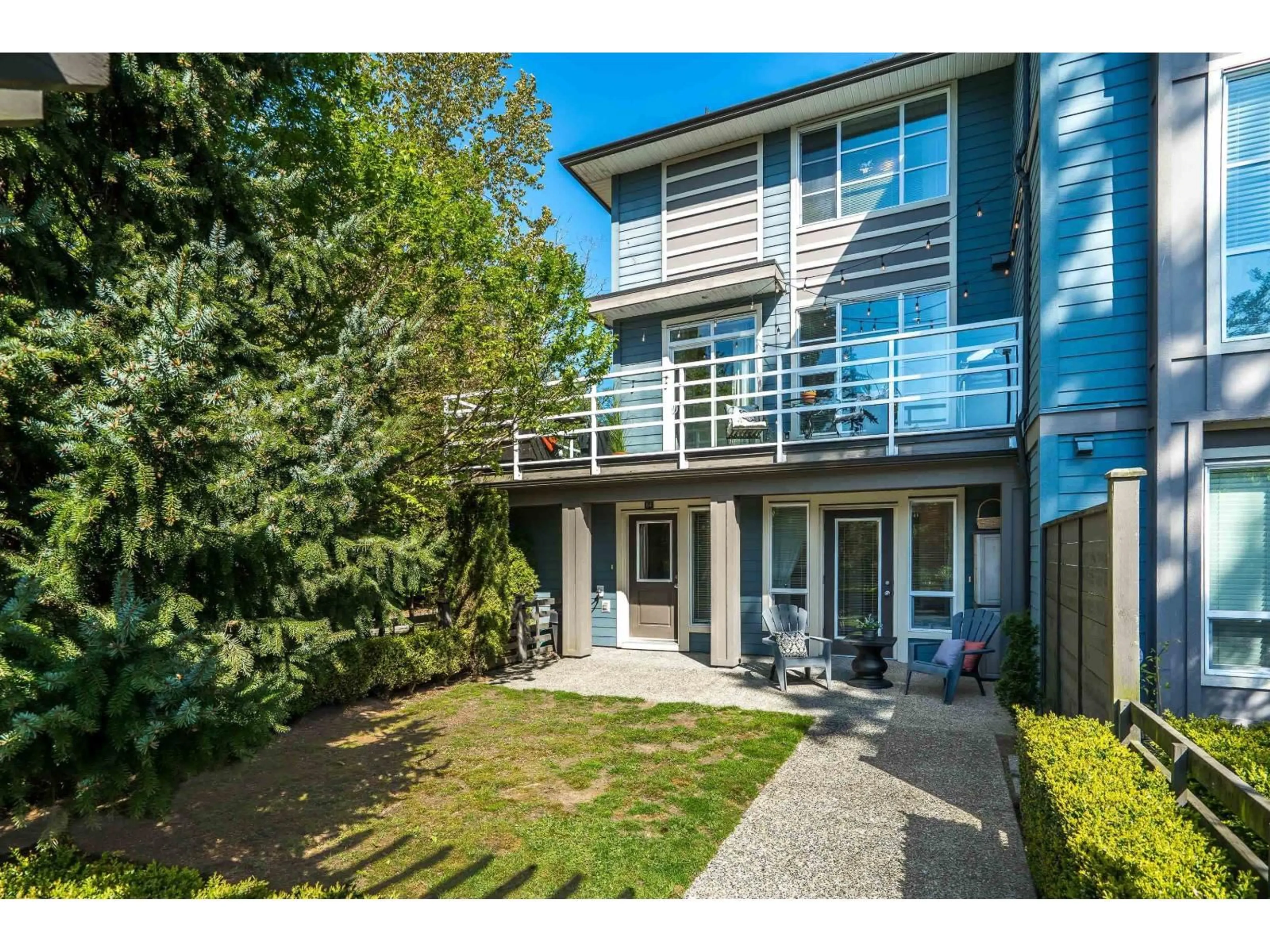 A pic from outside/outdoor area/front of a property/back of a property/a pic from drone, street for 64 - 15405 31 AVENUE, Surrey British Columbia V3Z2W5