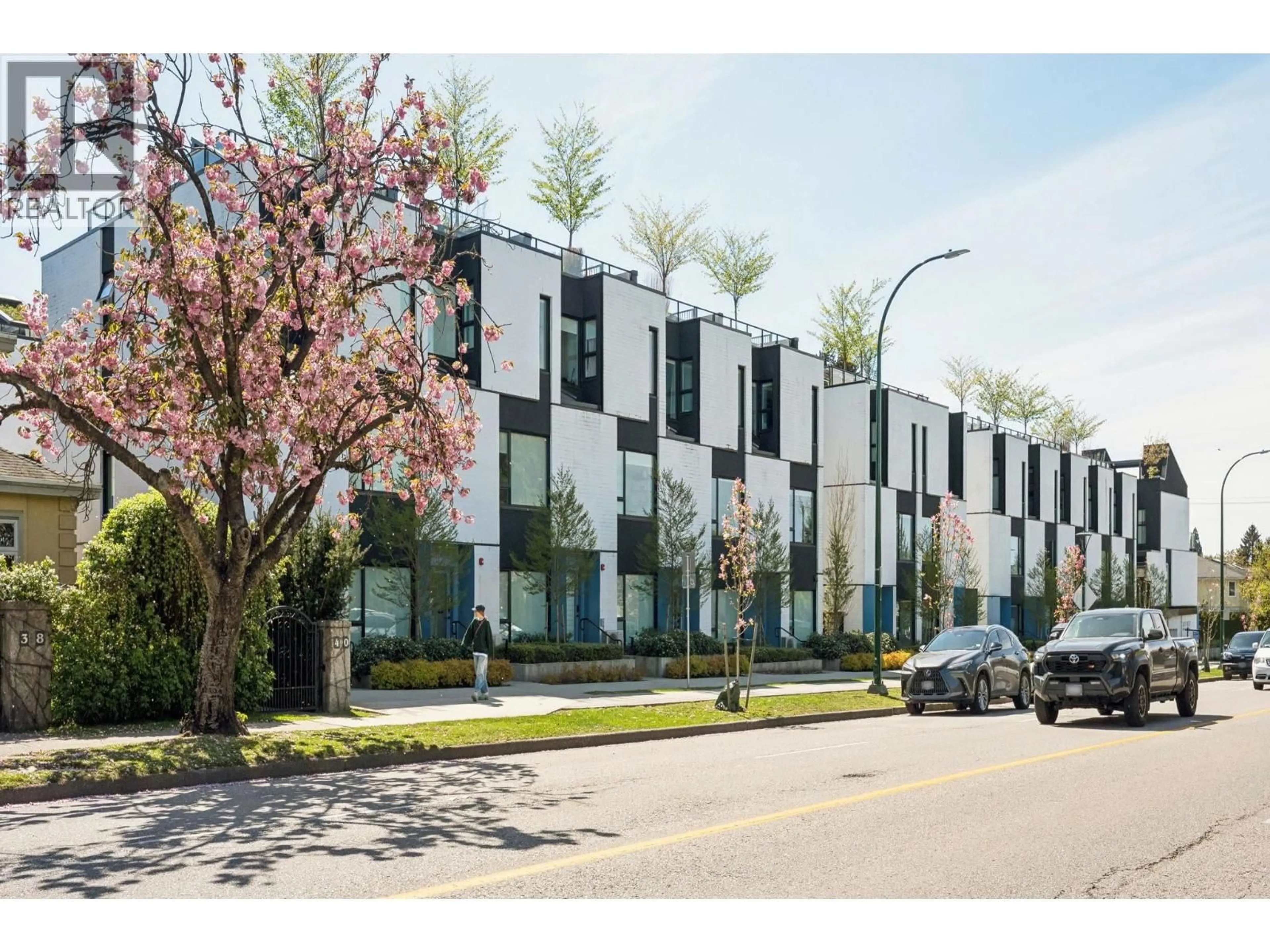Unknown for 211 - 90 KING EDWARD AVENUE, Vancouver British Columbia V5Y0N6