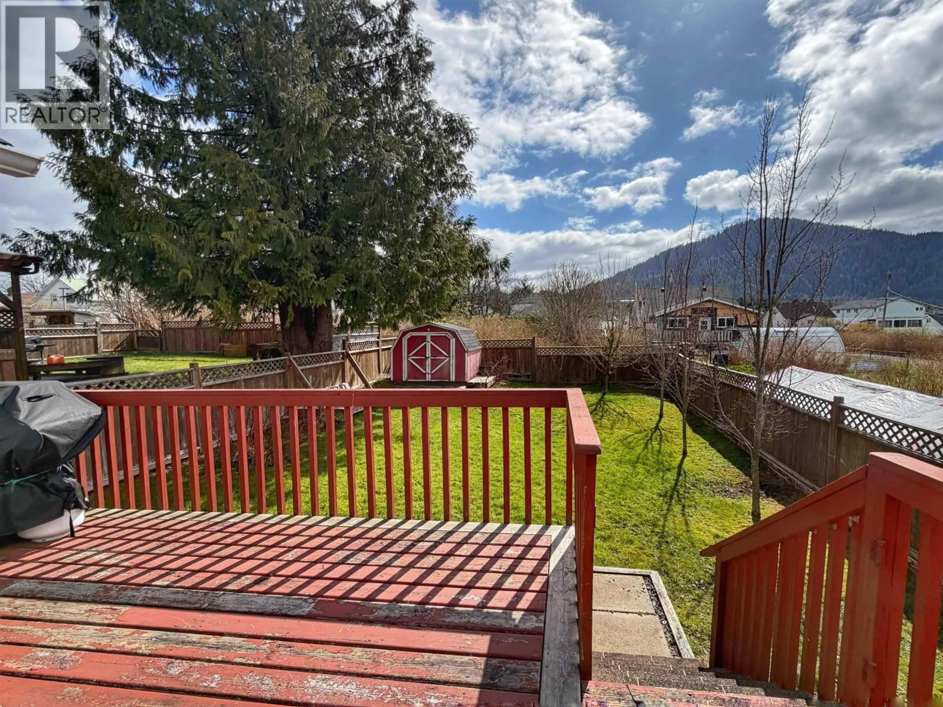 A pic from outside/outdoor area/front of a property/back of a property/a pic from drone, water/lake/river/ocean view for 1110 6TH AVENUE, Prince Rupert British Columbia V8J1X8