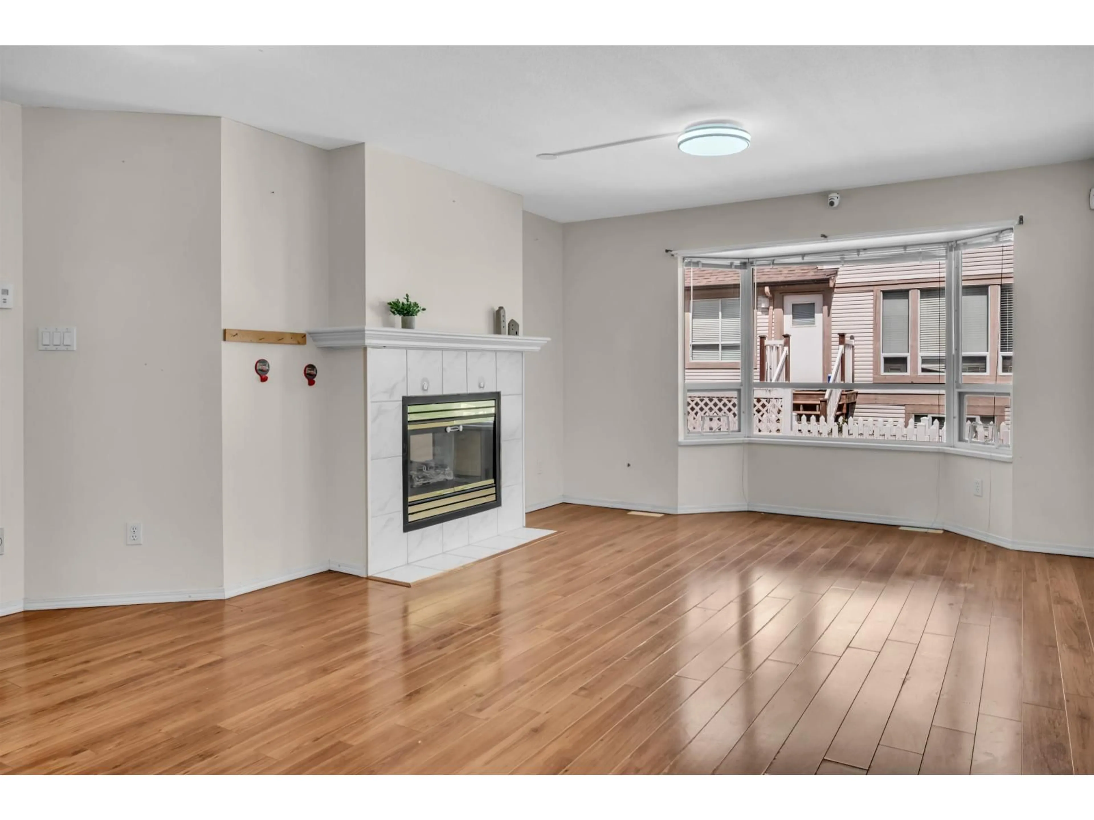 A pic of a room for 36 - 16318 82 AVENUE, Surrey British Columbia V4N0N9