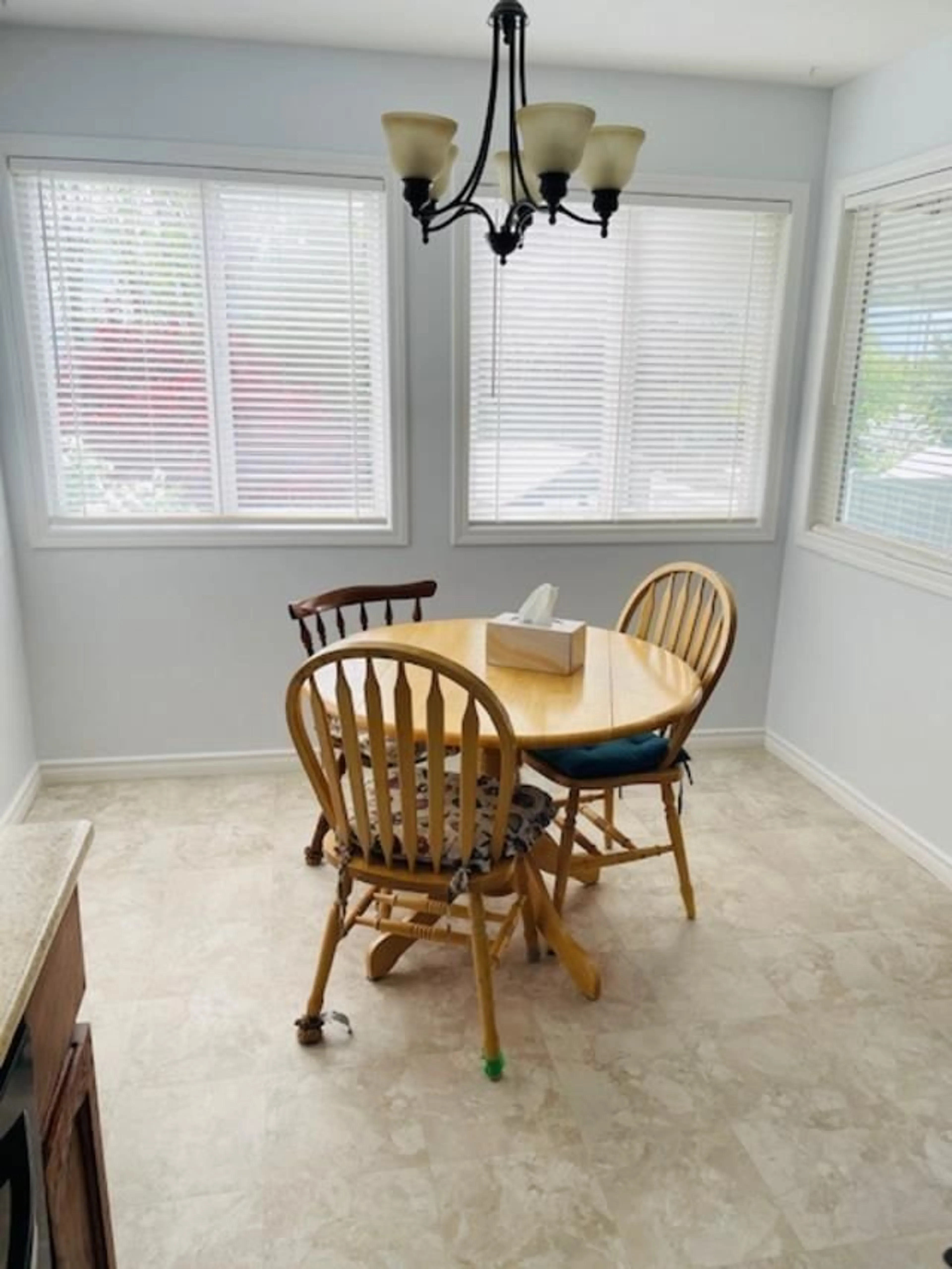 Dining room, unknown for 45470 SPRUCE DRIVE, Chilliwack British Columbia V2R3V3