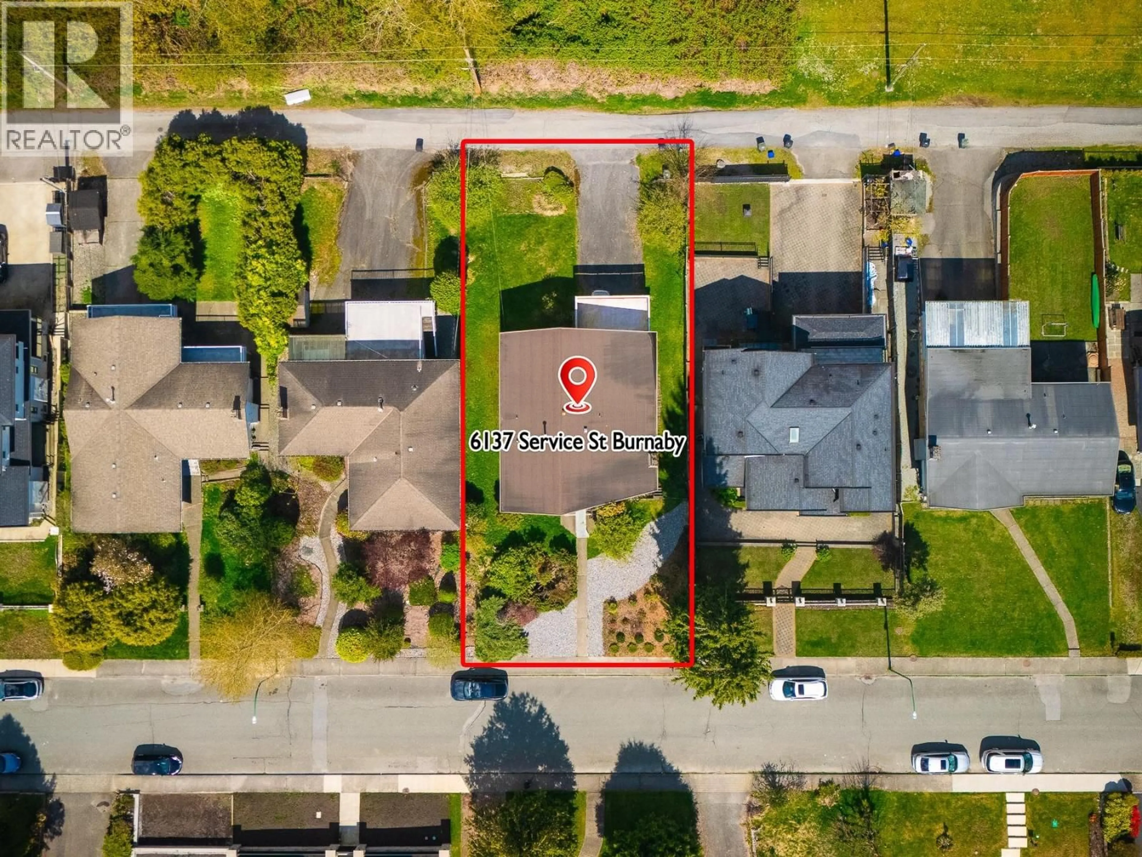 A pic from outside/outdoor area/front of a property/back of a property/a pic from drone, street for 6137 SERVICE STREET, Burnaby British Columbia V5H1V7