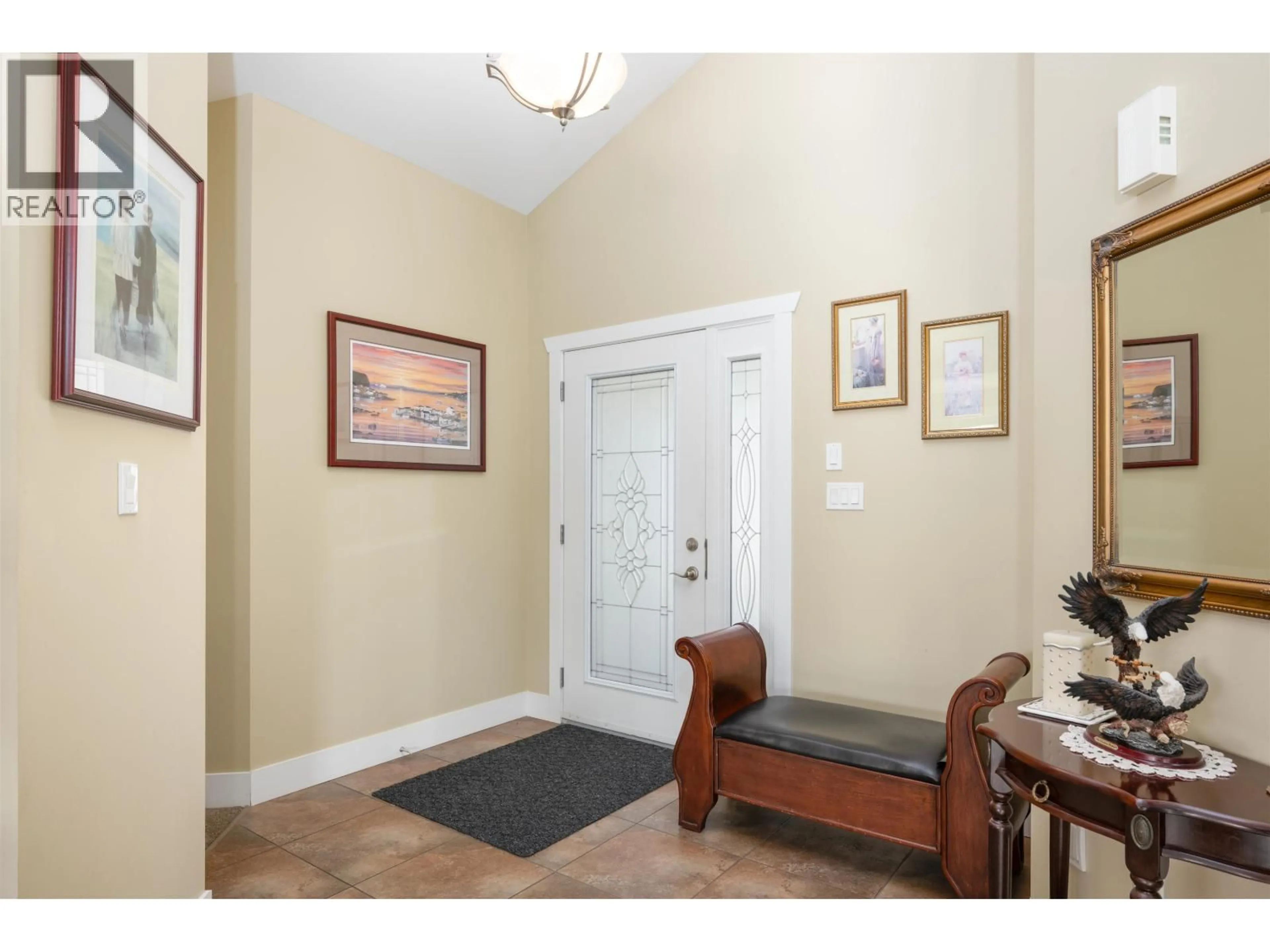 Indoor entryway for 4589 UNIVERSITY HEIGHTS DRIVE, Prince George British Columbia V2N0B9