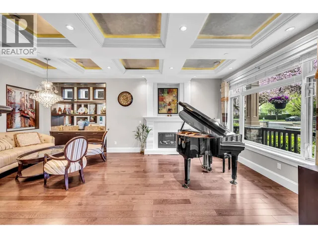 3549 46TH AVENUE, Vancouver 2
