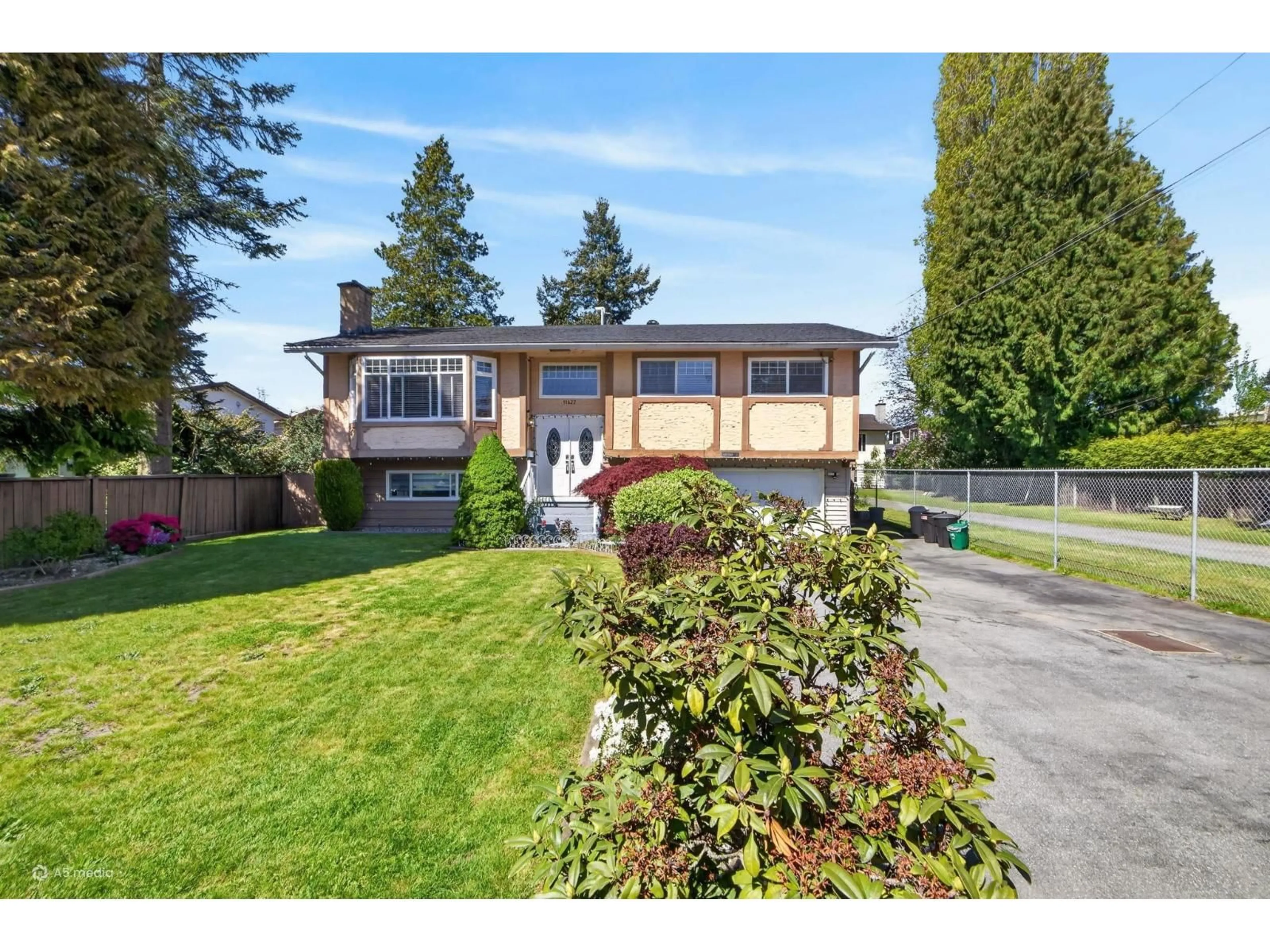 Home with vinyl exterior material, street for 11627 72A AVENUE, Delta British Columbia V4C1B2