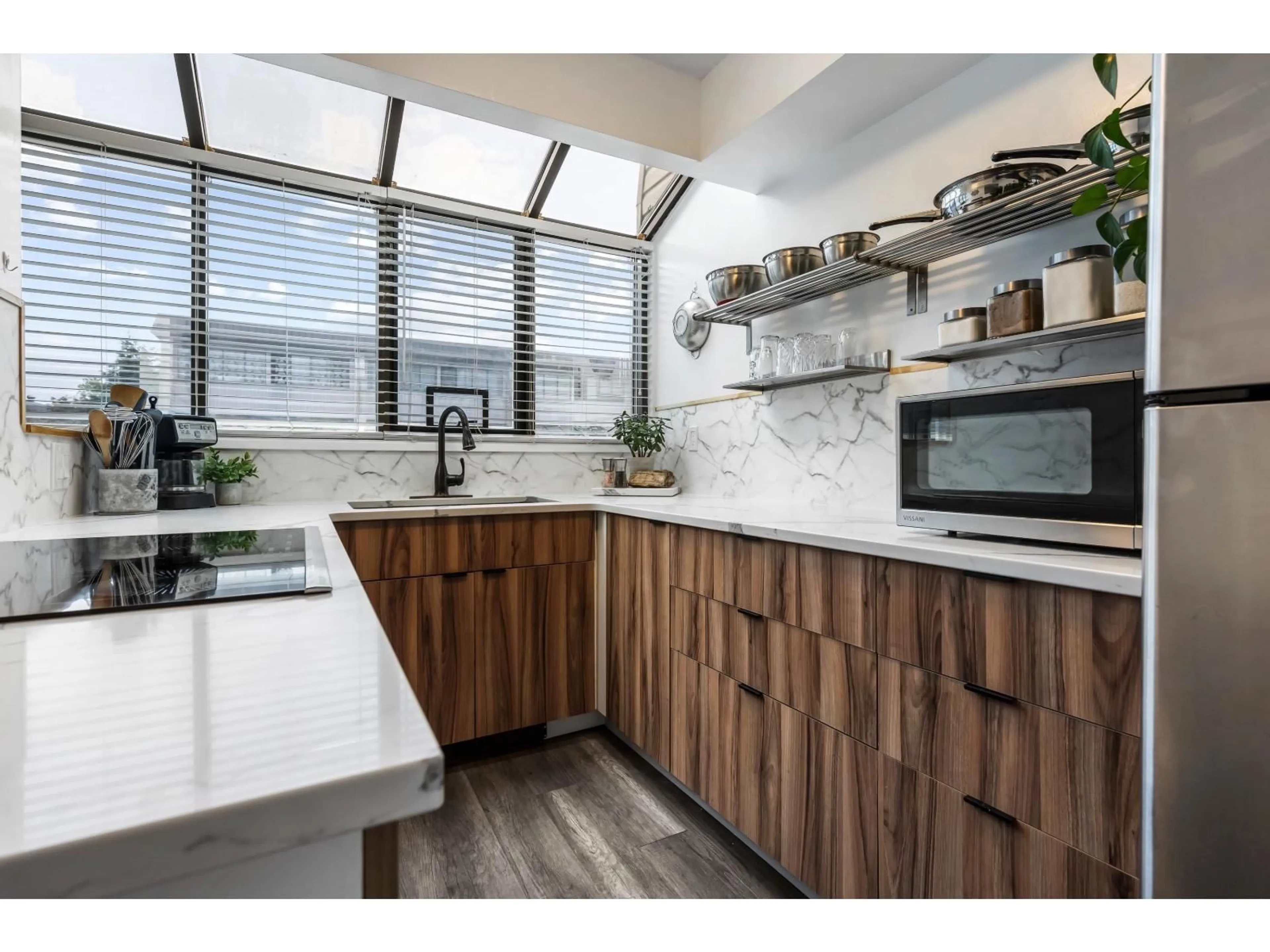 Contemporary kitchen, unknown for 7 - 9446 HAZEL STREET, Chilliwack British Columbia V2P5N1