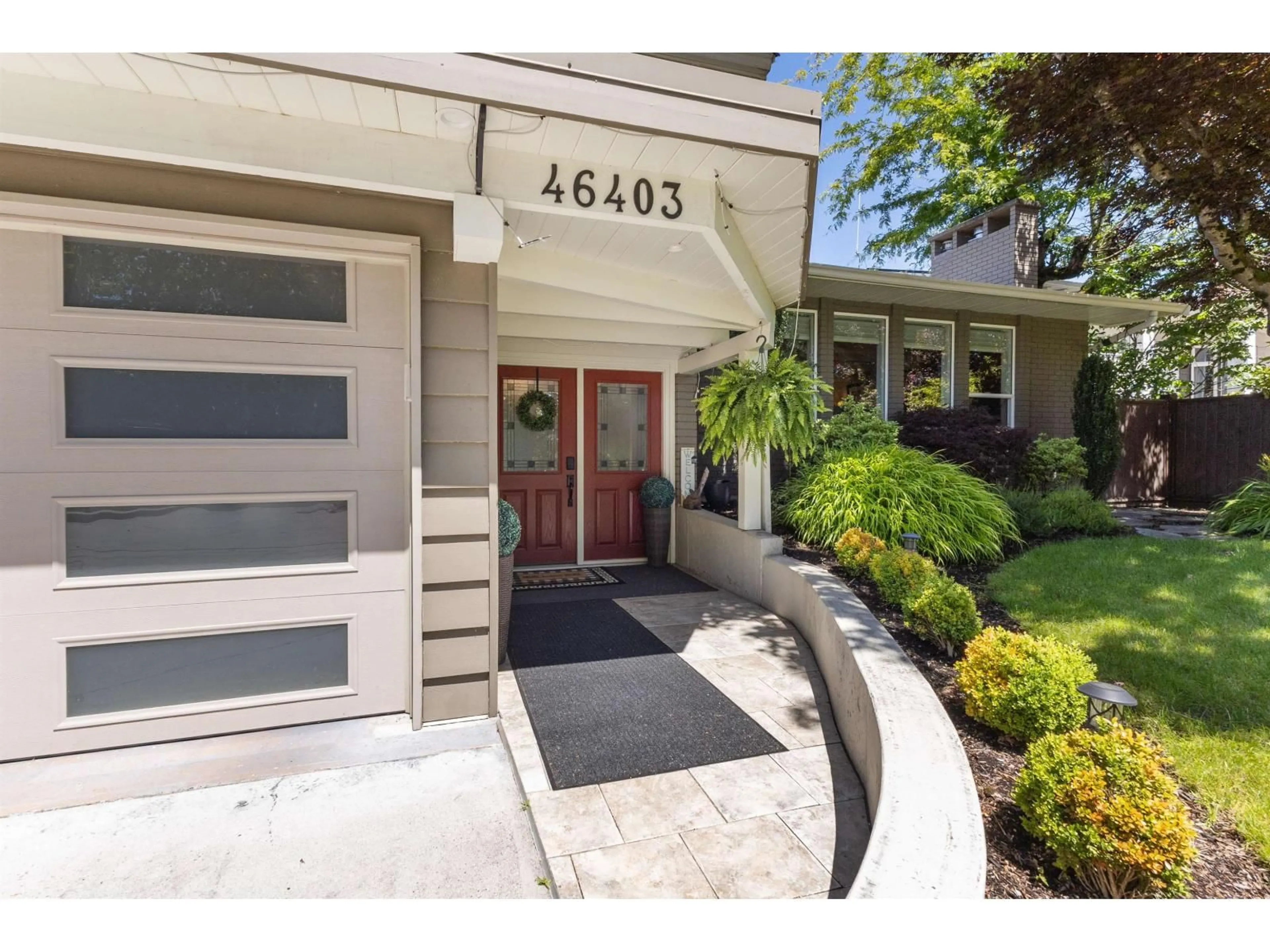 Indoor entryway for 46403 HOPE RIVER ROAD, Chilliwack British Columbia V2P3P4