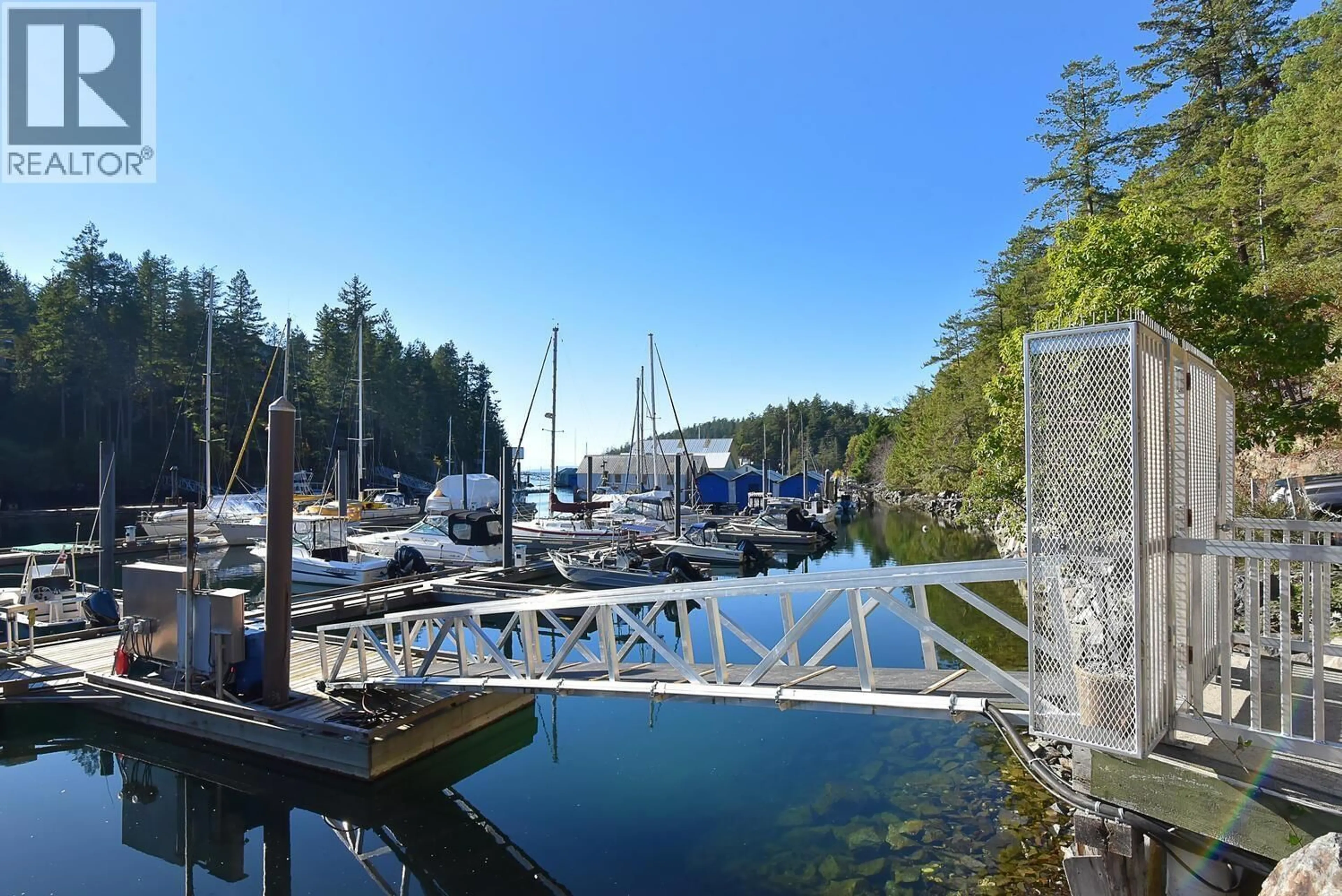 Patio, water/lake/river/ocean view for 10113 - 10131 MERCER ROAD, Halfmoon Bay British Columbia V7Z1B7