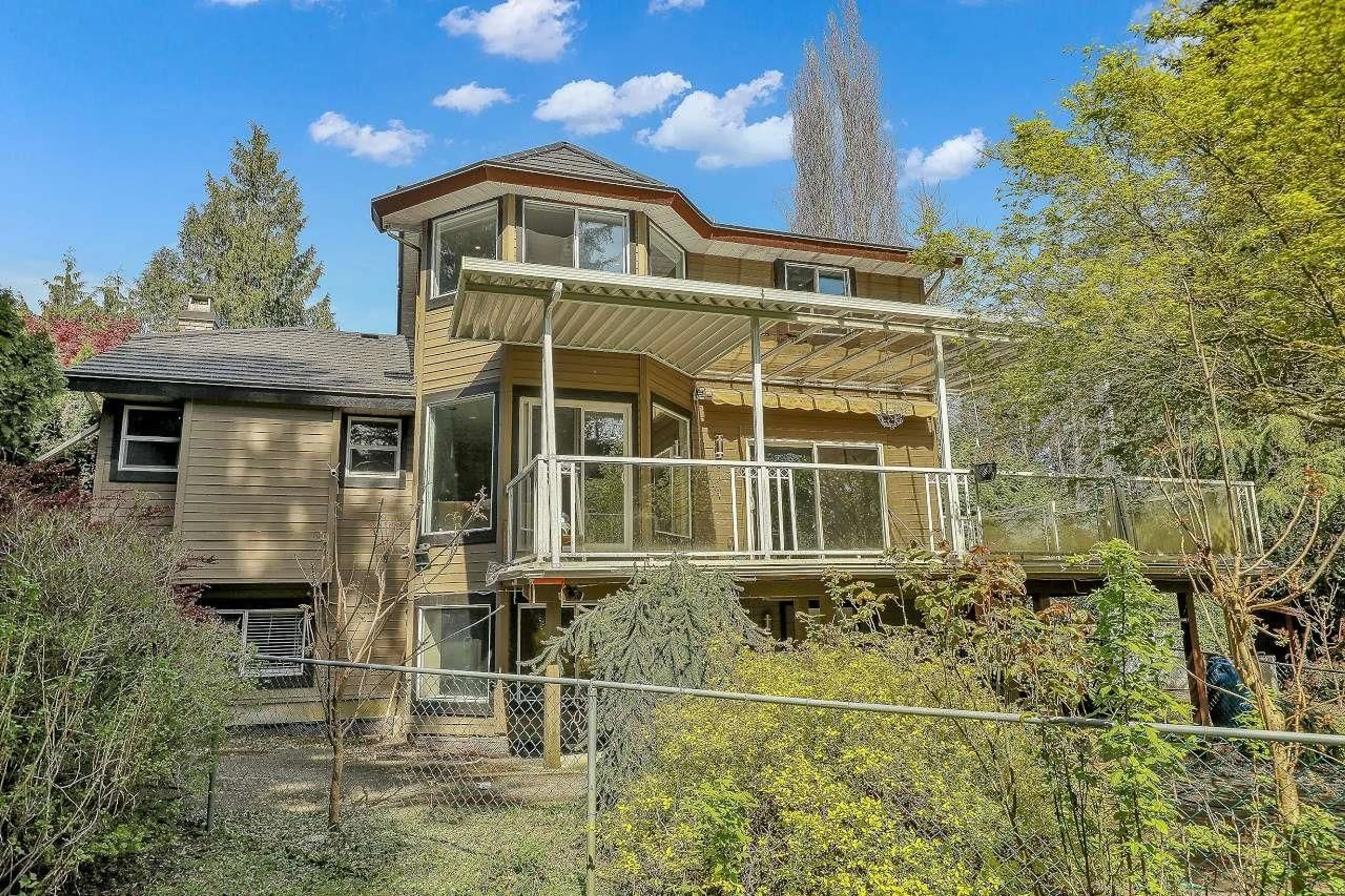 Unknown for 15092 73 AVENUE, Surrey British Columbia V3S7A7