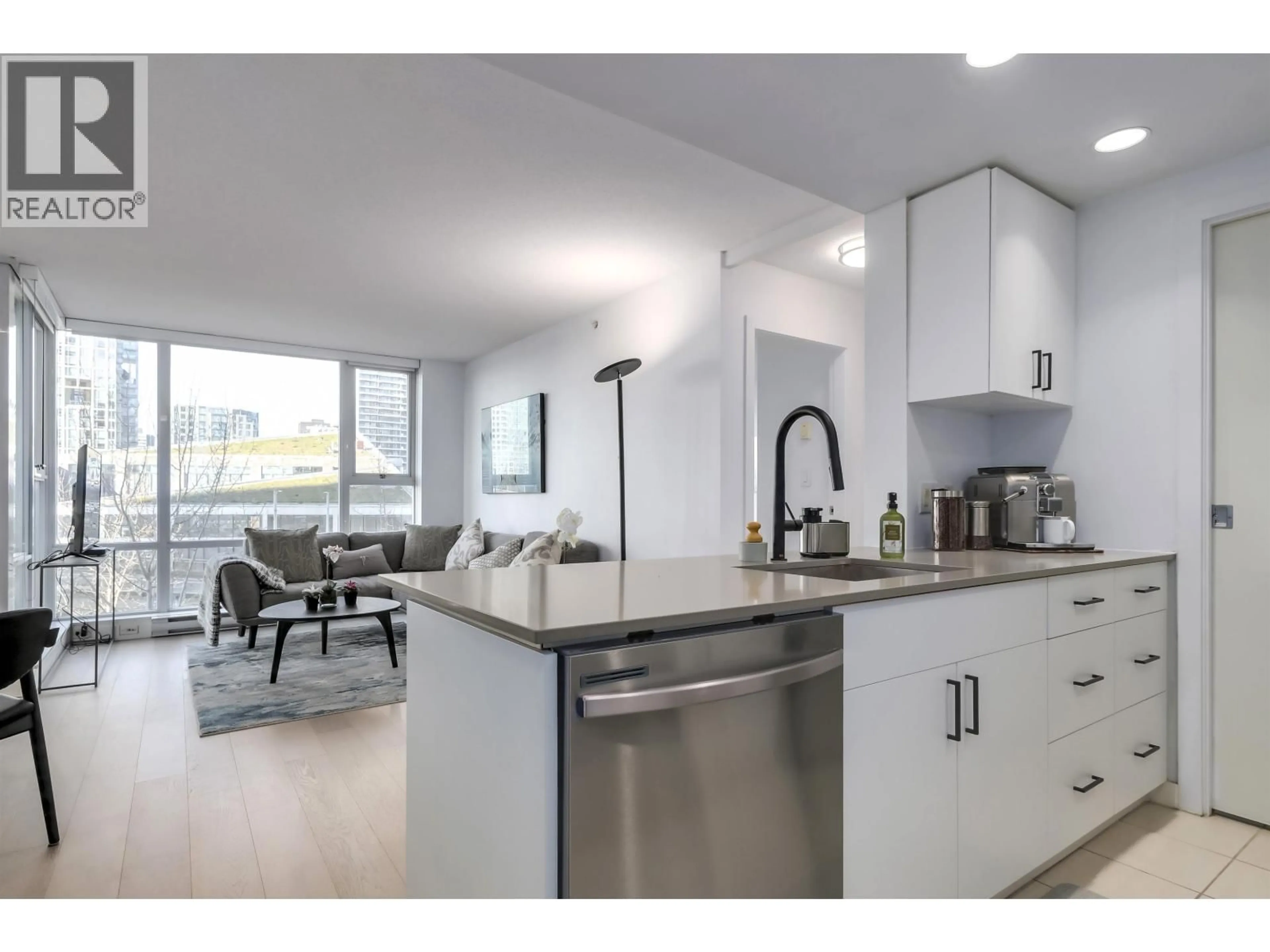 Open concept kitchen, unknown for 805 - 550 PACIFIC STREET, Vancouver British Columbia V6Z3G2