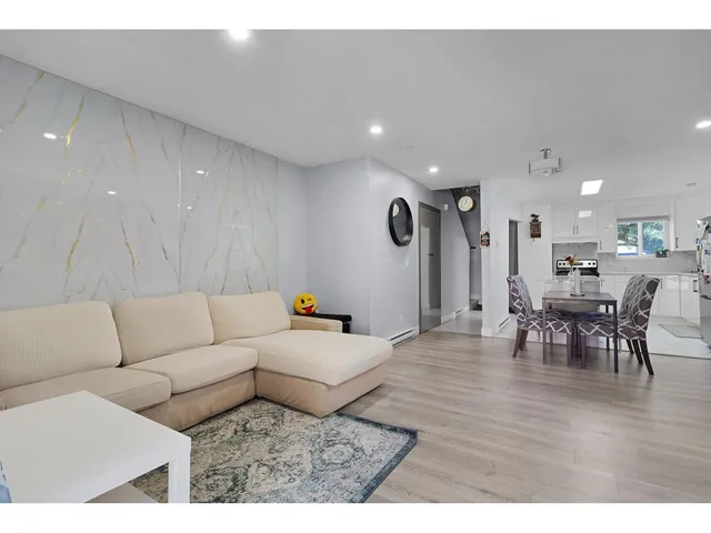 77 - 6657 138 STREET, Surrey 3