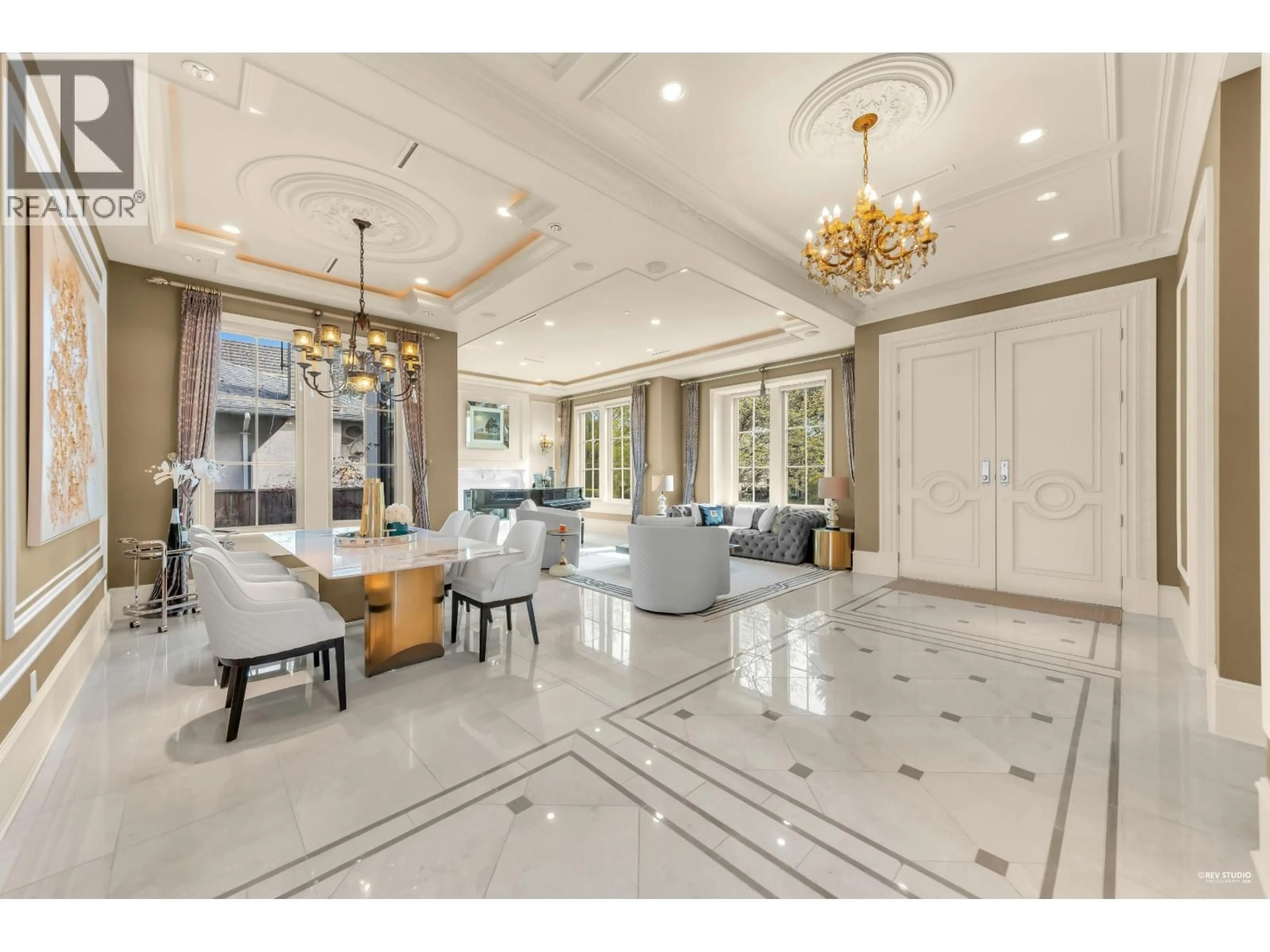 Indoor foyer for 6963 FREMLIN STREET, Vancouver British Columbia V6P3W3