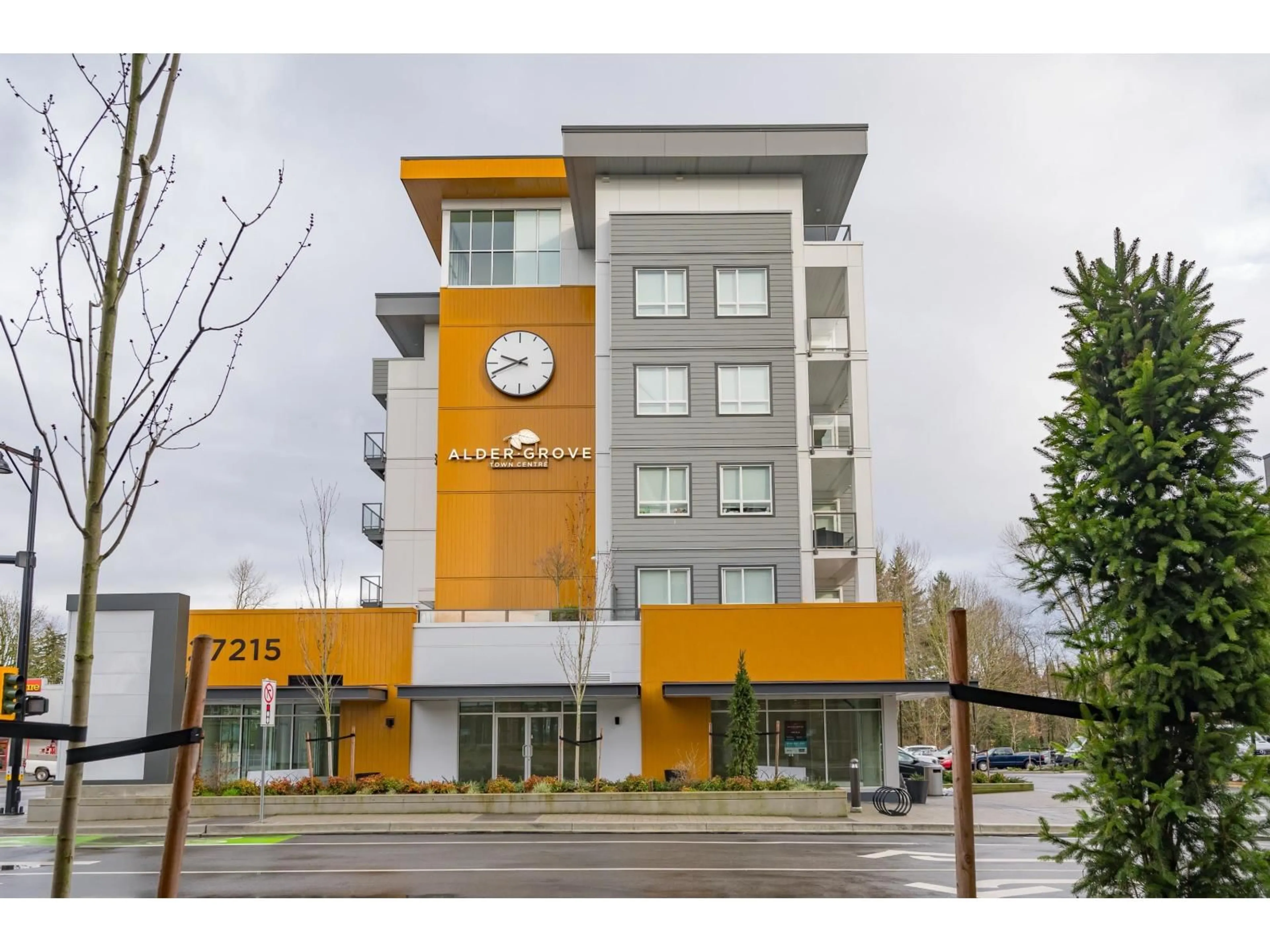 Unknown for 204 - 27215 ALDERGROVE TOWN CENTRE DRIVE, Langley British Columbia V4W0E3